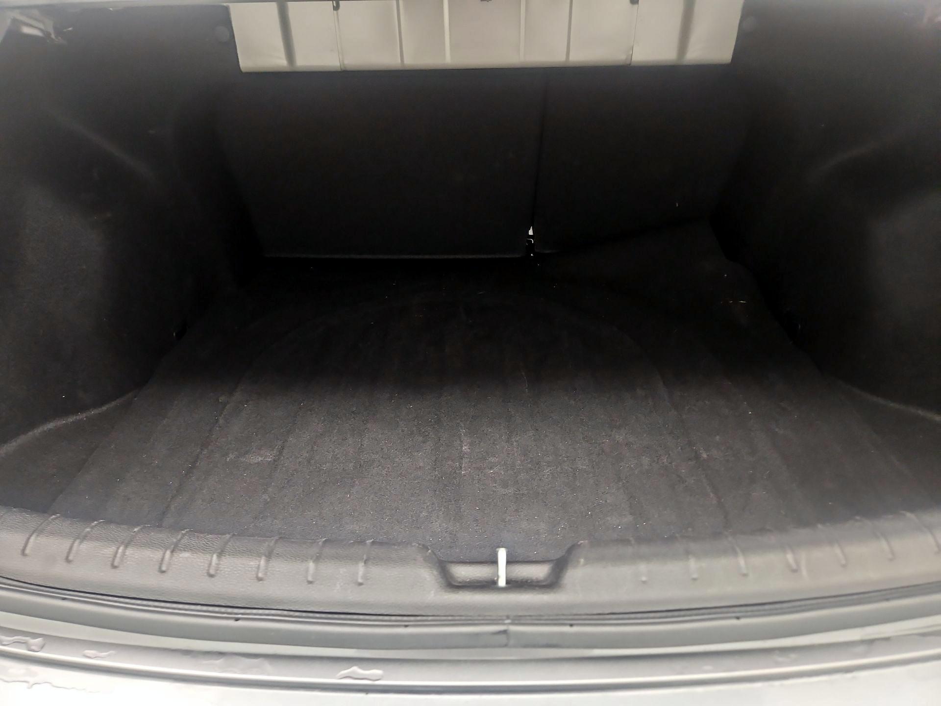 Thumbnail: 2023 Kia Rio - 20