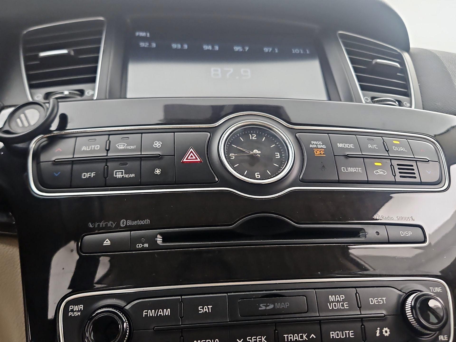 Thumbnail: 2015 Kia Cadenza - 15