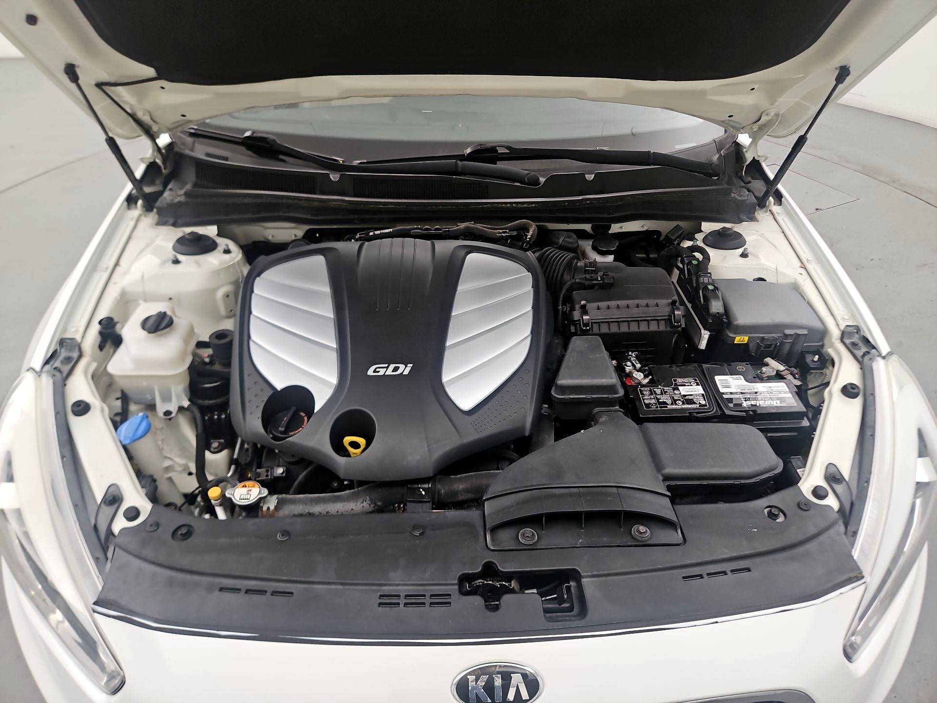 Thumbnail: 2015 Kia Cadenza - 19