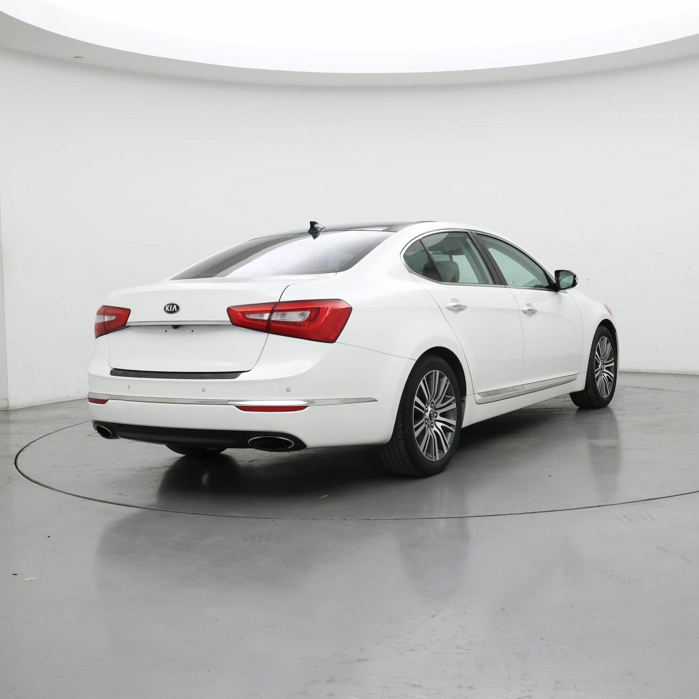 Thumbnail: 2015 Kia Cadenza - 8