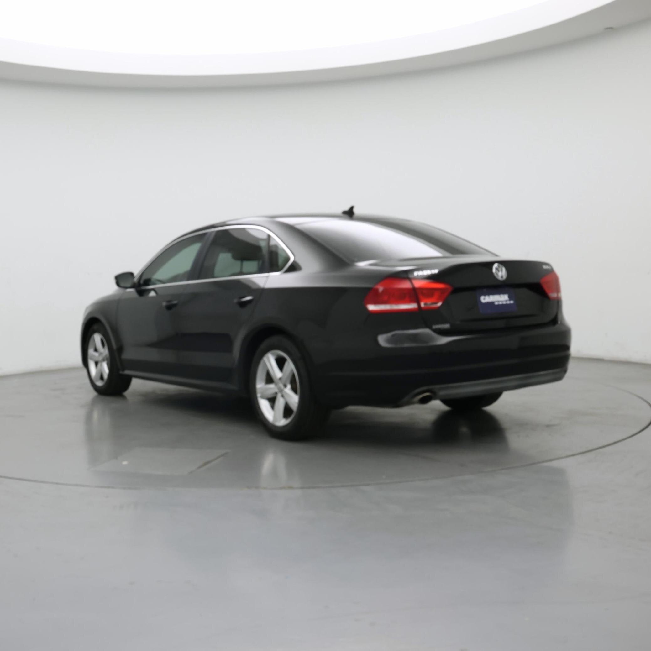 Thumbnail: 2015 Volkswagen Passat - 2