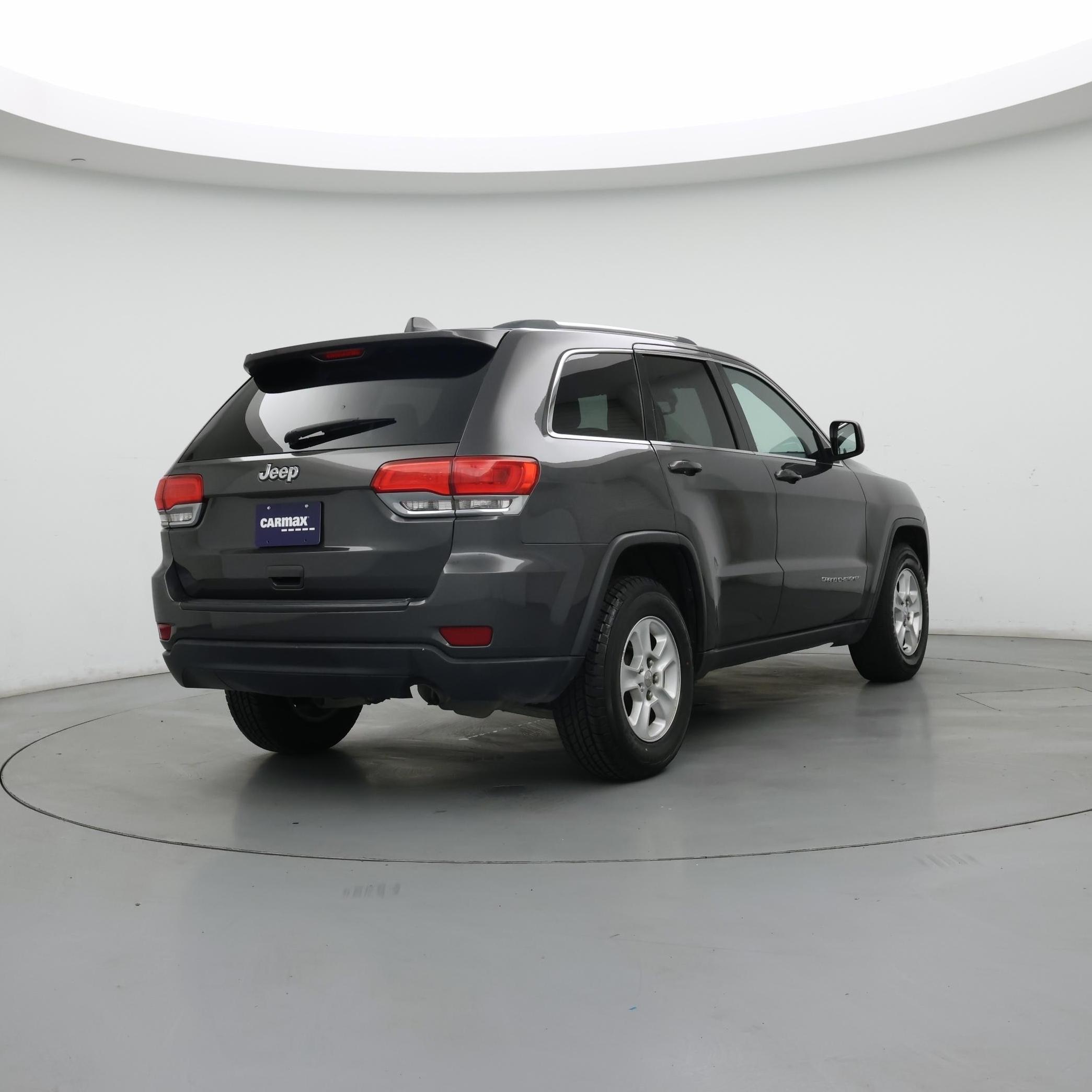 Thumbnail: 2015 Jeep Grand Cherokee - 8