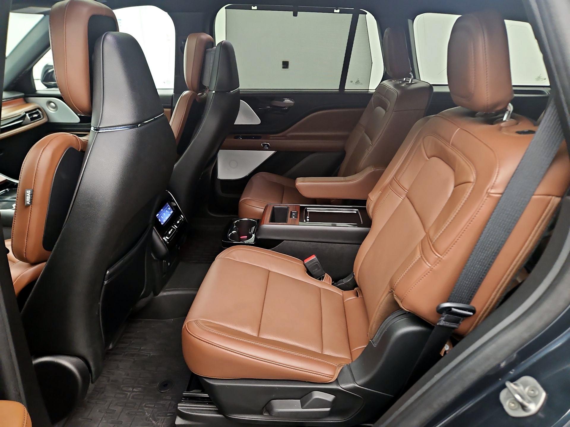 Thumbnail: 2024 Lincoln Aviator - 17