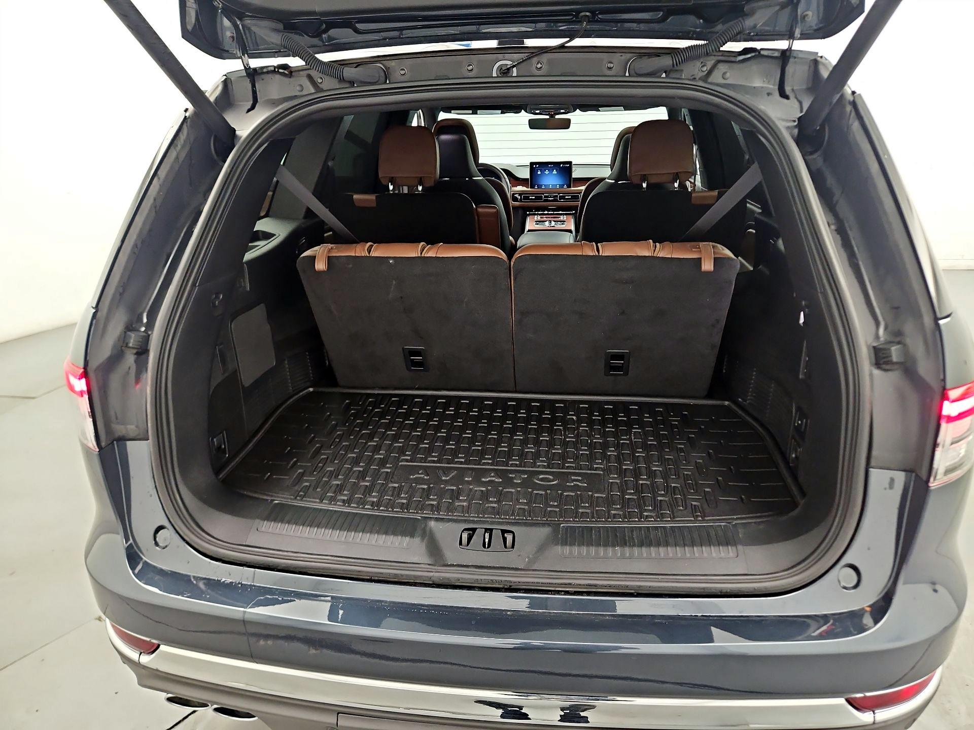 Thumbnail: 2024 Lincoln Aviator - 18