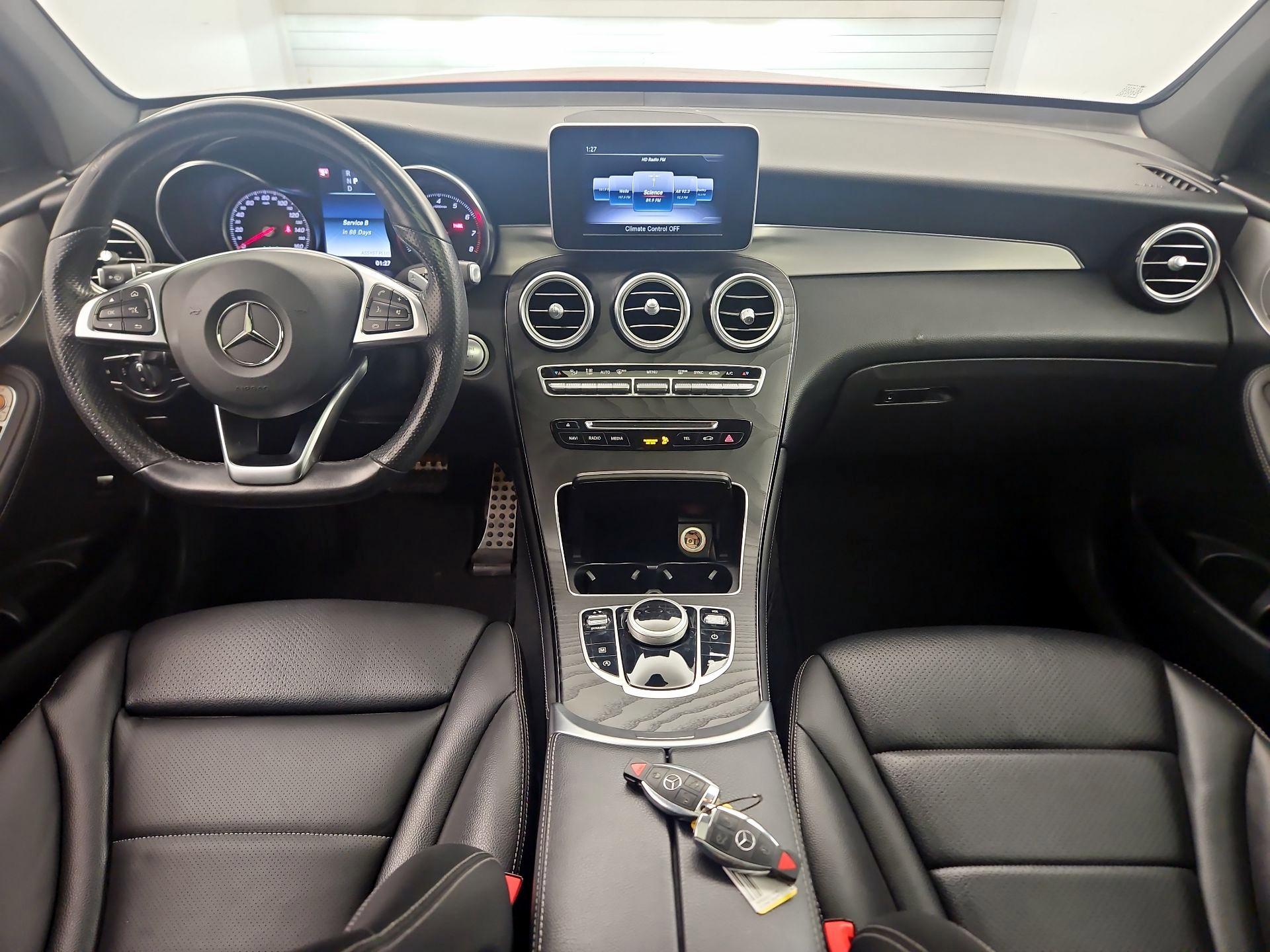 Thumbnail: 2019 Mercedes-Benz GLC - 9