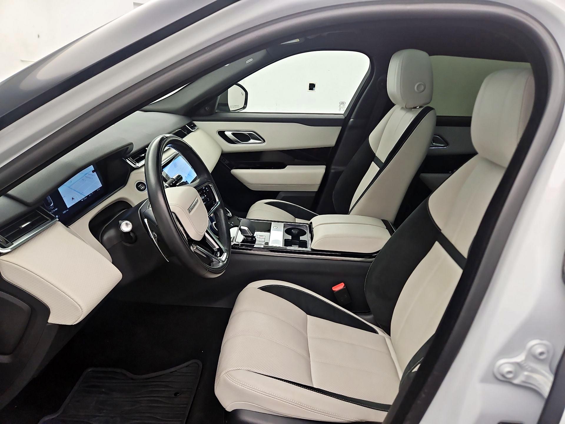 Thumbnail: 2021 Land Rover Range Rover Velar - 11