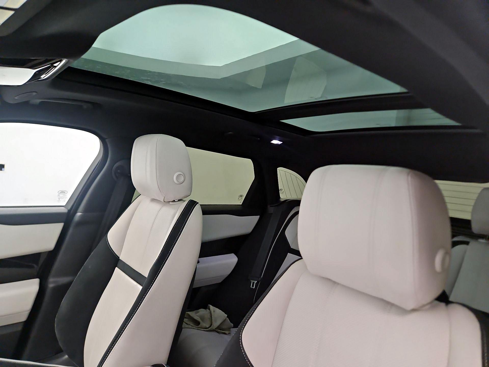 Thumbnail: 2021 Land Rover Range Rover Velar - 20