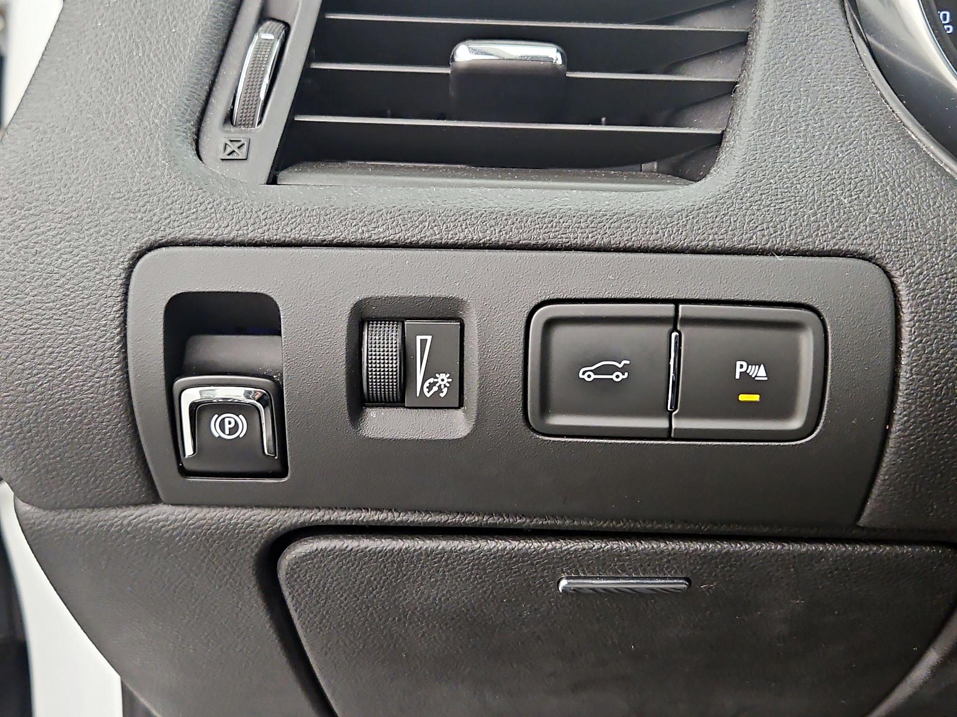 Thumbnail: 2016 Chevrolet Impala - 13