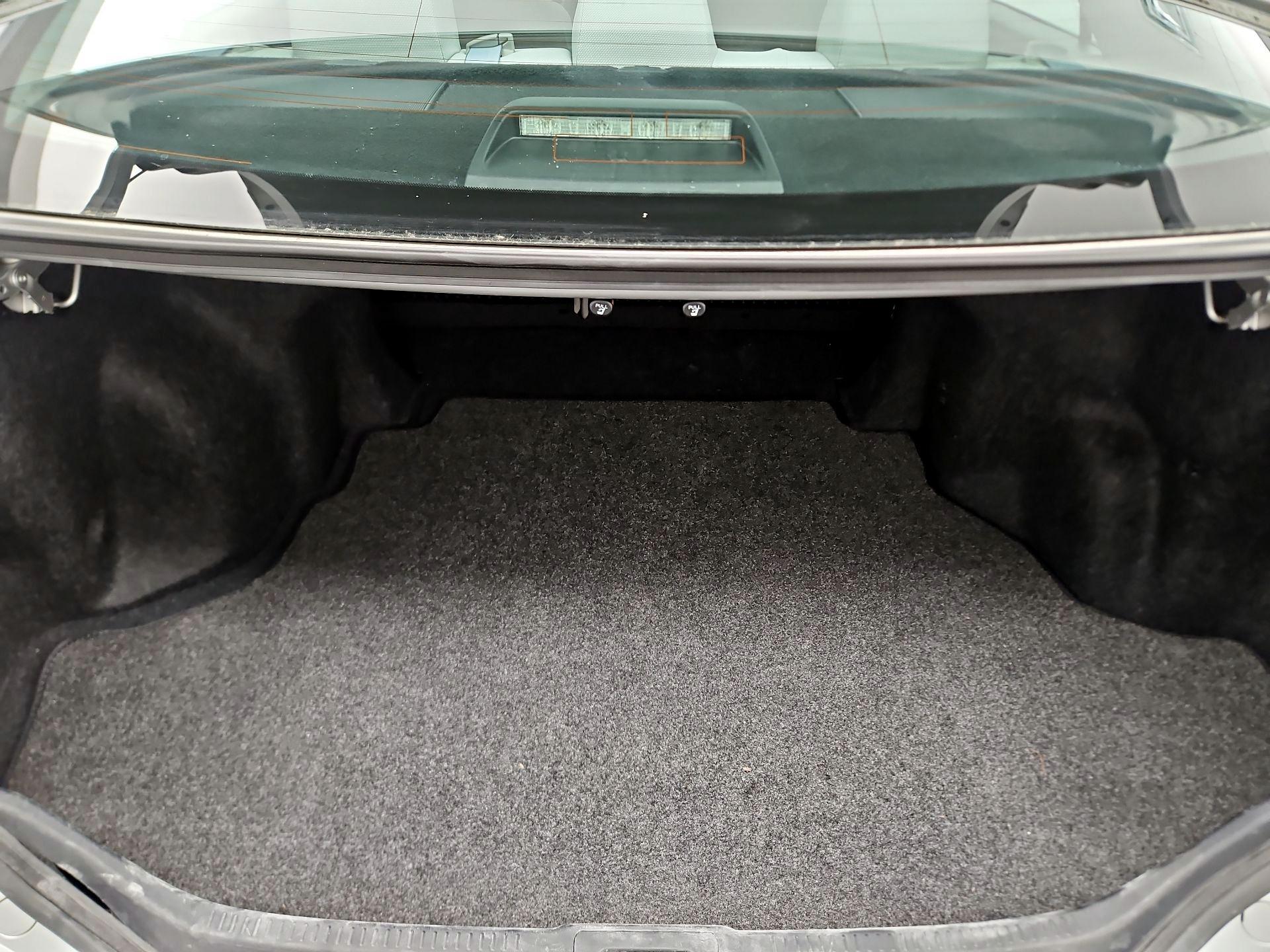 Thumbnail: 2014 Toyota Camry - 20