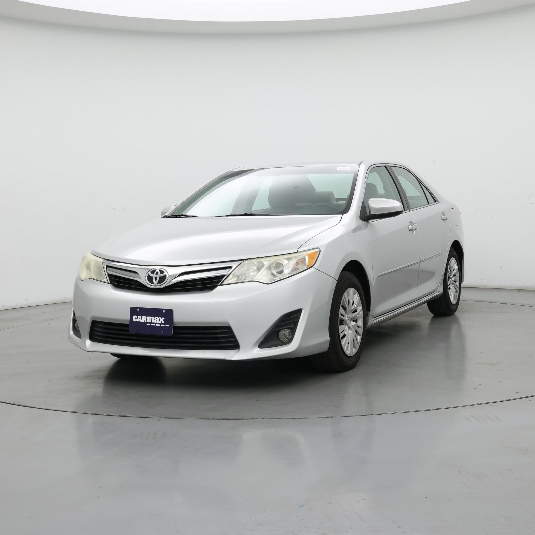 Thumbnail: 2014 Toyota Camry - 4