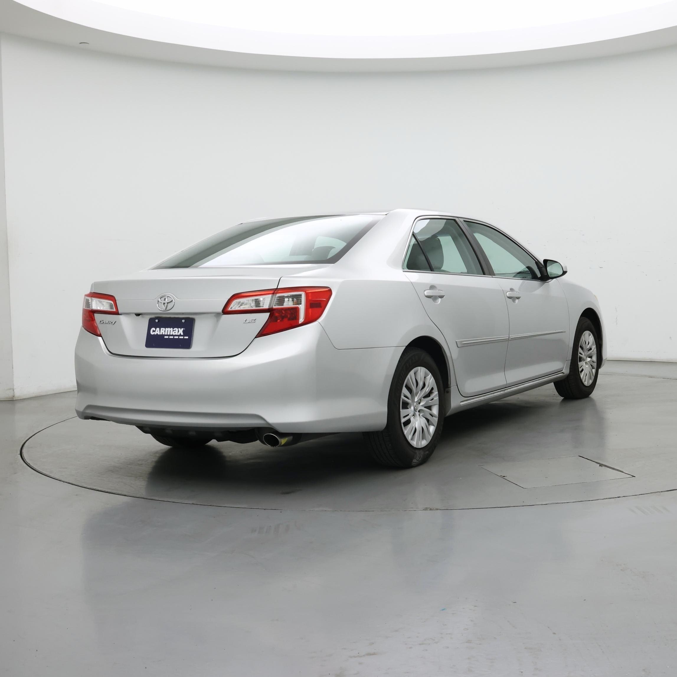 Thumbnail: 2014 Toyota Camry - 8