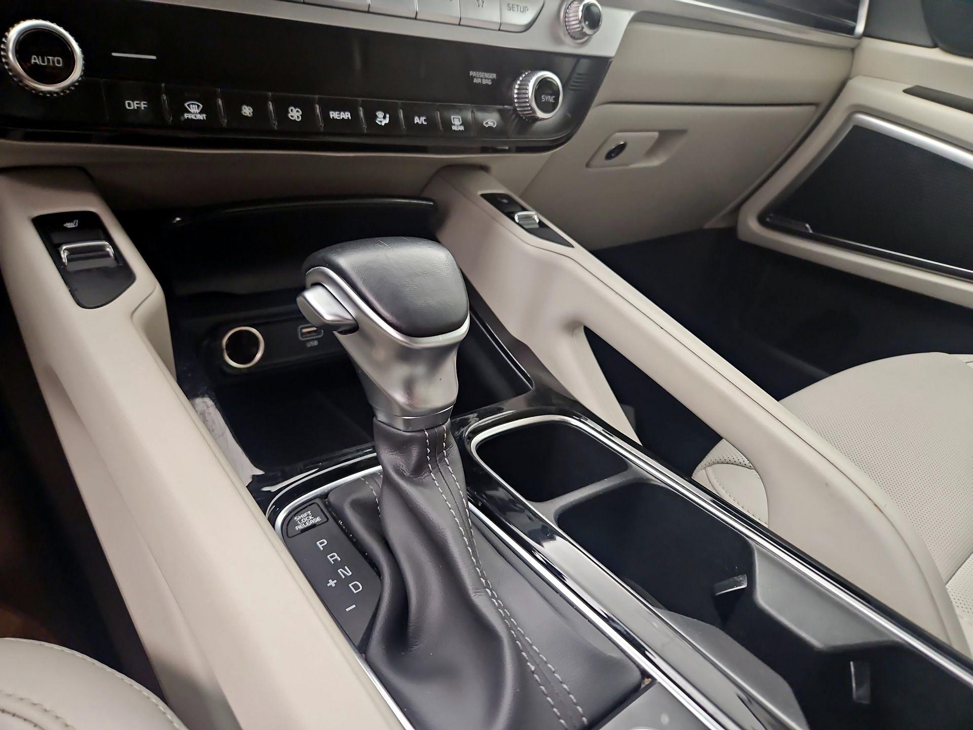 Thumbnail: 2024 Kia Telluride - 17