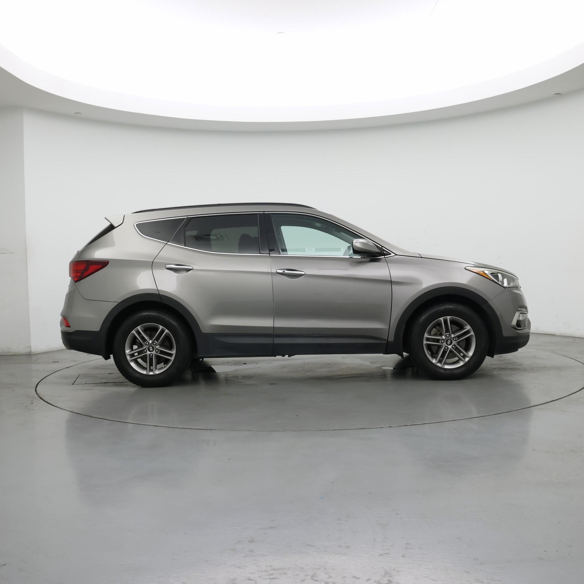 Thumbnail: 2017 Hyundai Santa Fe - 7