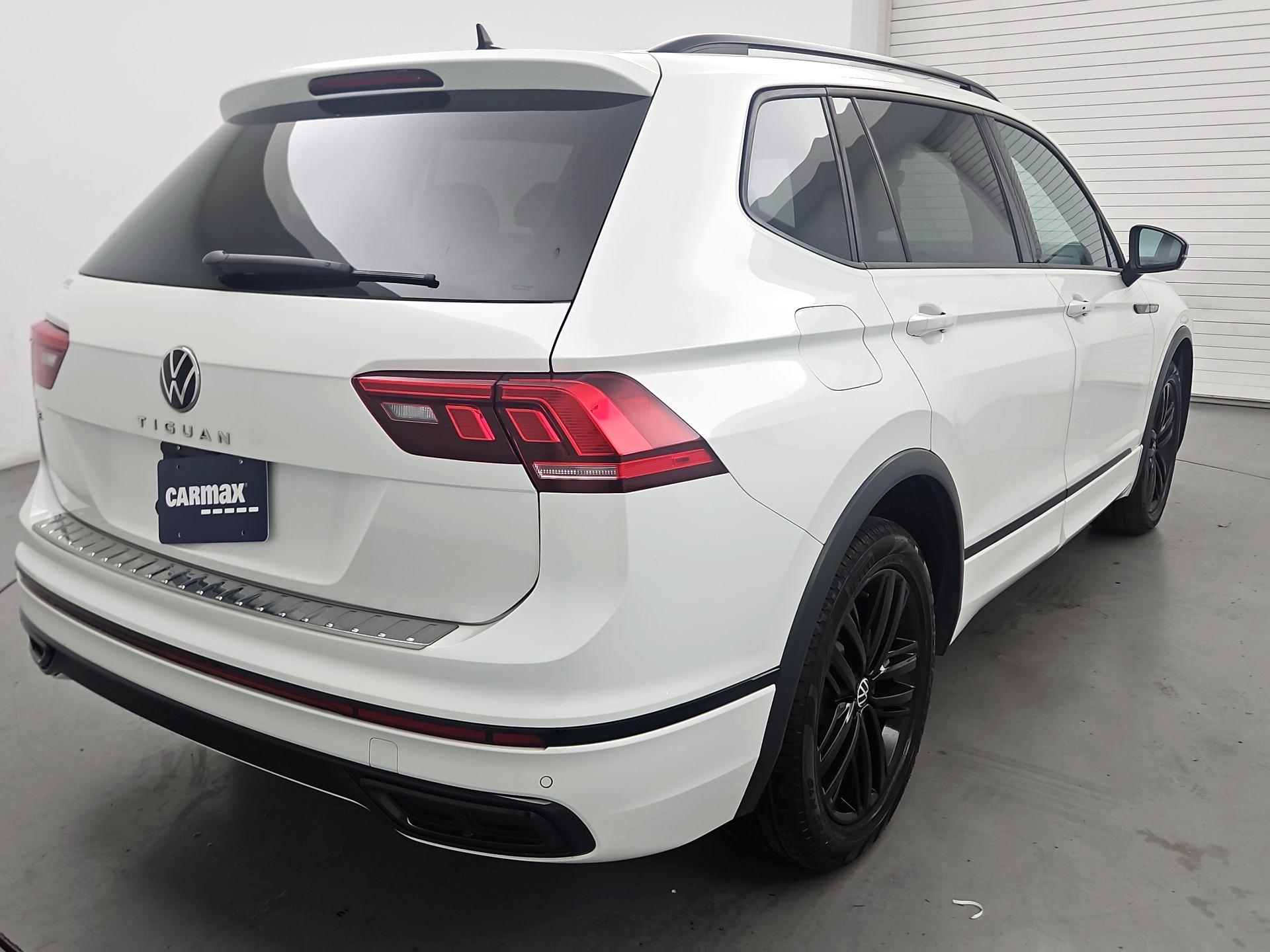Thumbnail: 2018 Volkswagen Tiguan - 5