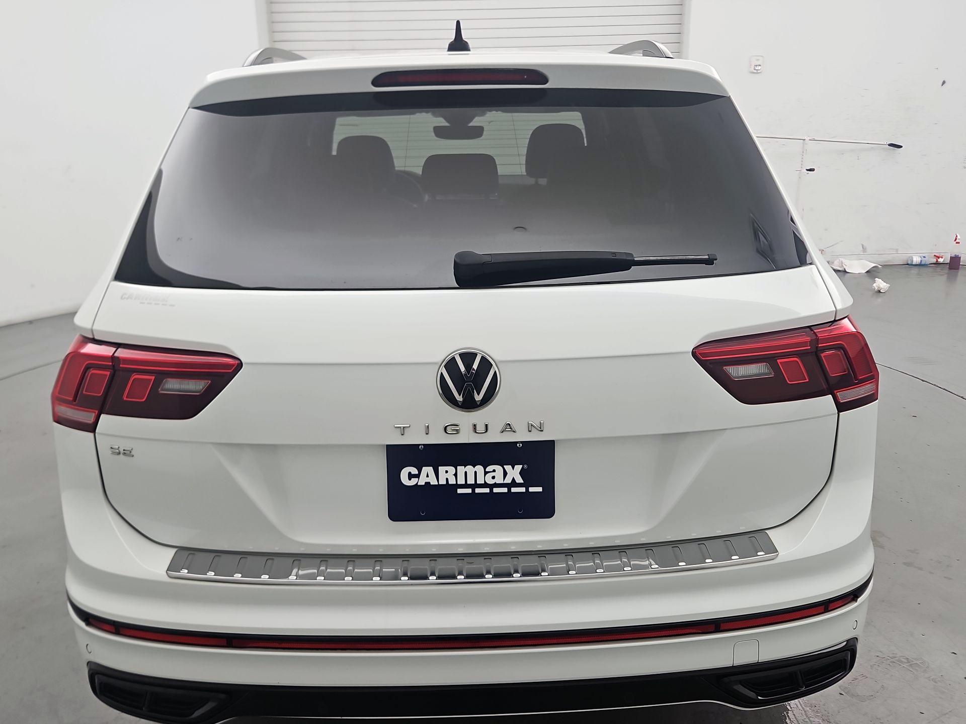 Thumbnail: 2018 Volkswagen Tiguan - 6