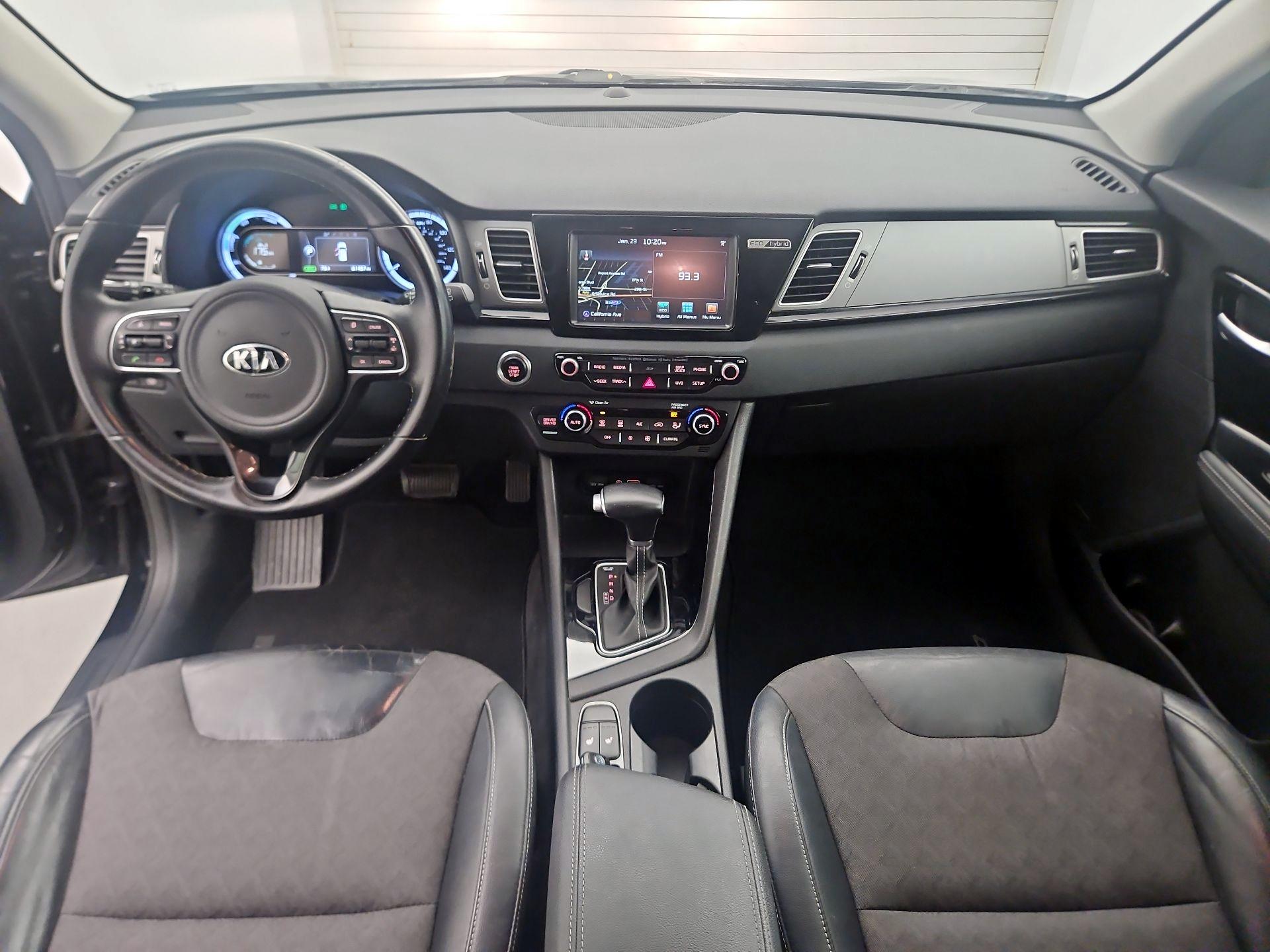 Thumbnail: 2017 Kia Niro - 9