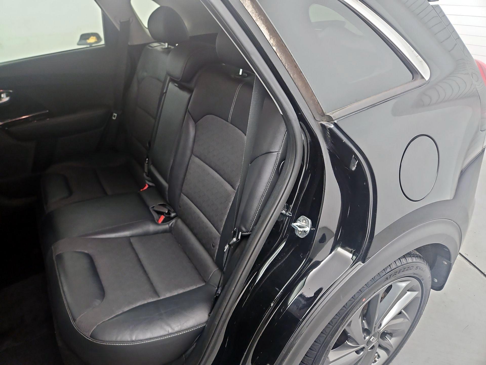 Thumbnail: 2017 Kia Niro - 19