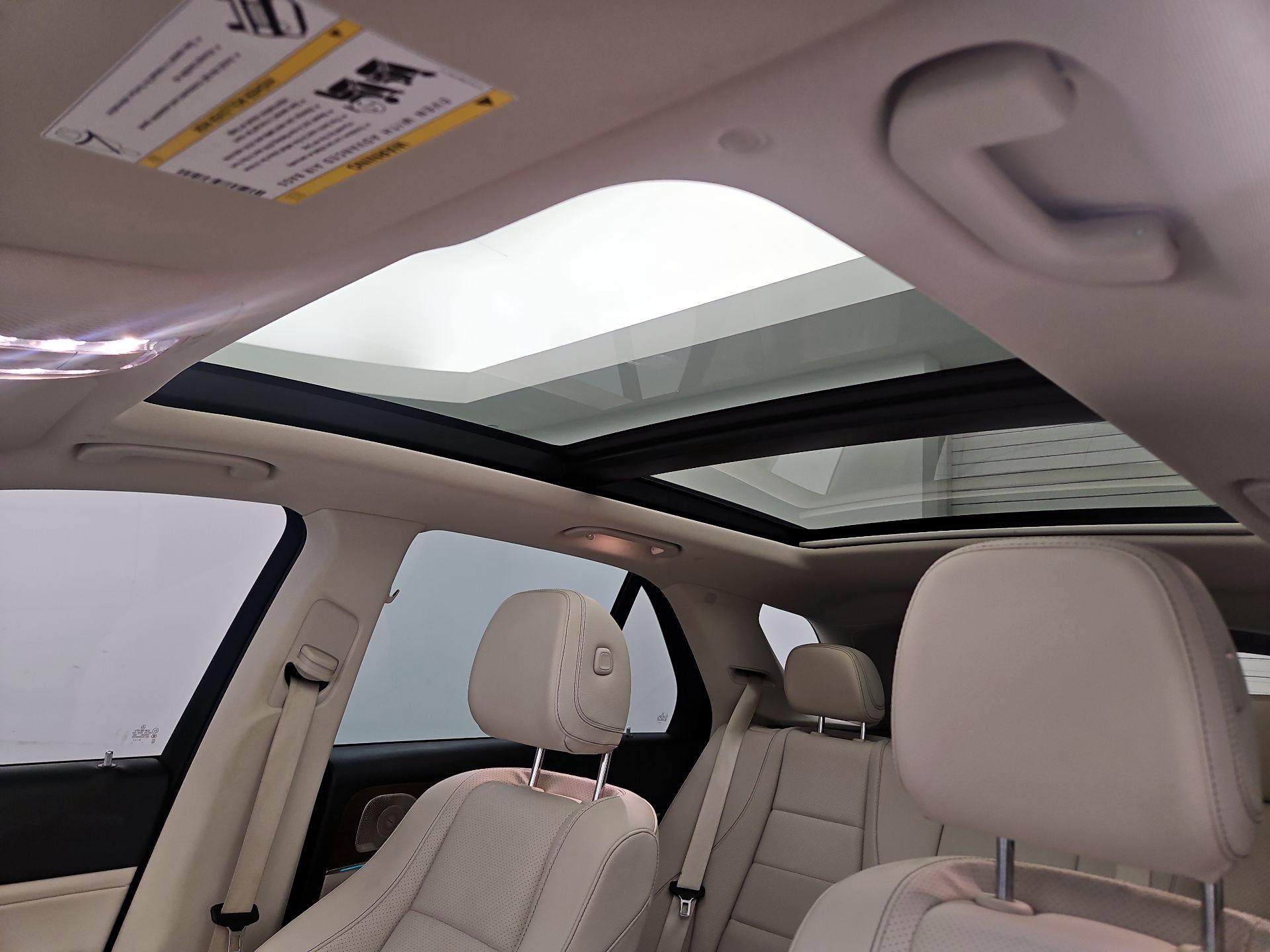 Thumbnail: 2022 Mercedes-Benz GLE - 19