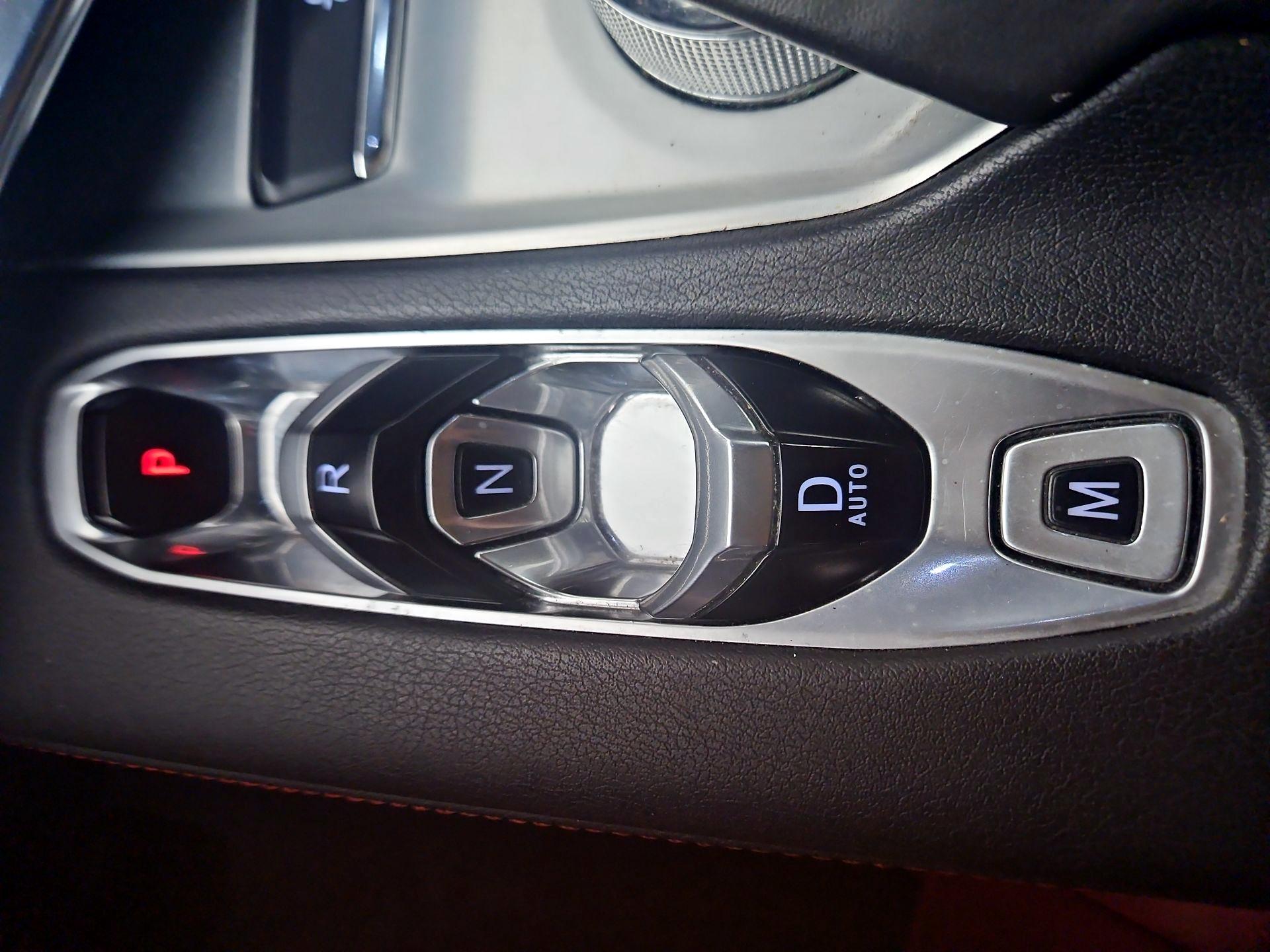 Thumbnail: 2021 Chevrolet Corvette - 15