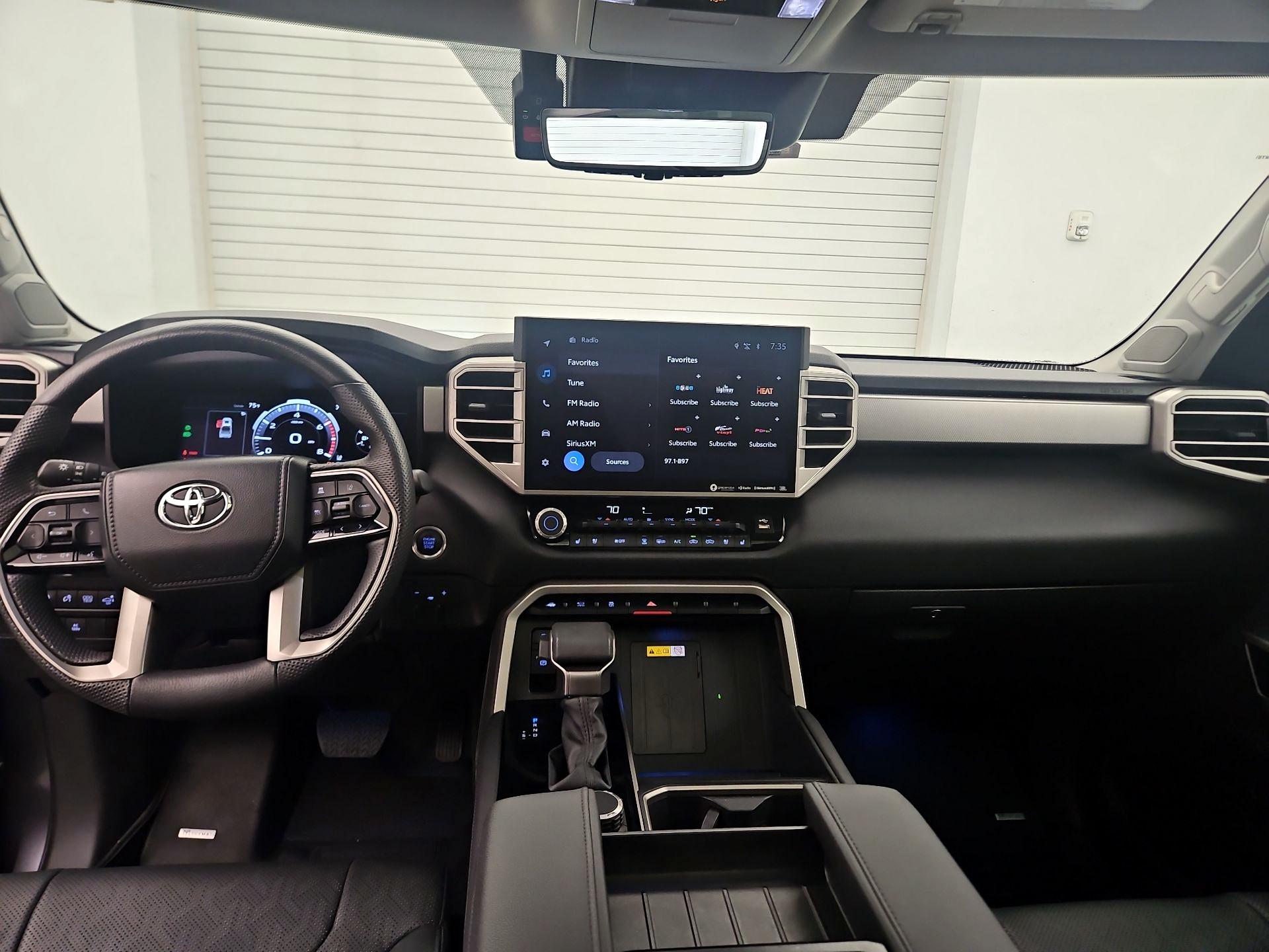 Thumbnail: 2024 Toyota Tundra - 9