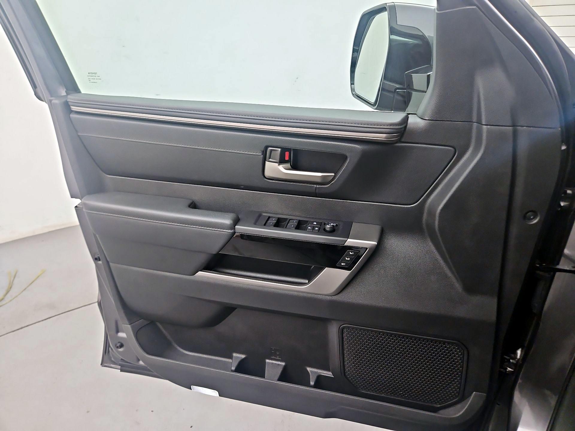 Thumbnail: 2024 Toyota Tundra - 12