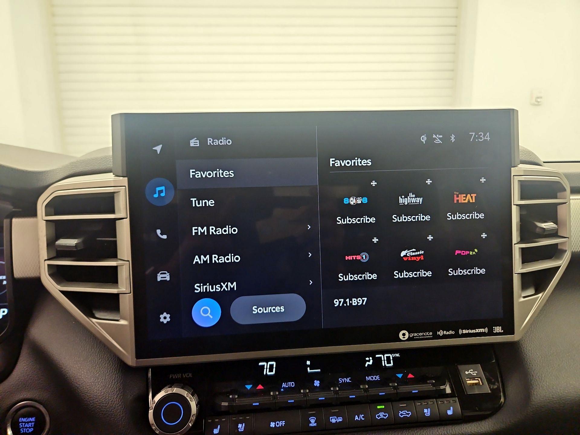 Thumbnail: 2024 Toyota Tundra - 15