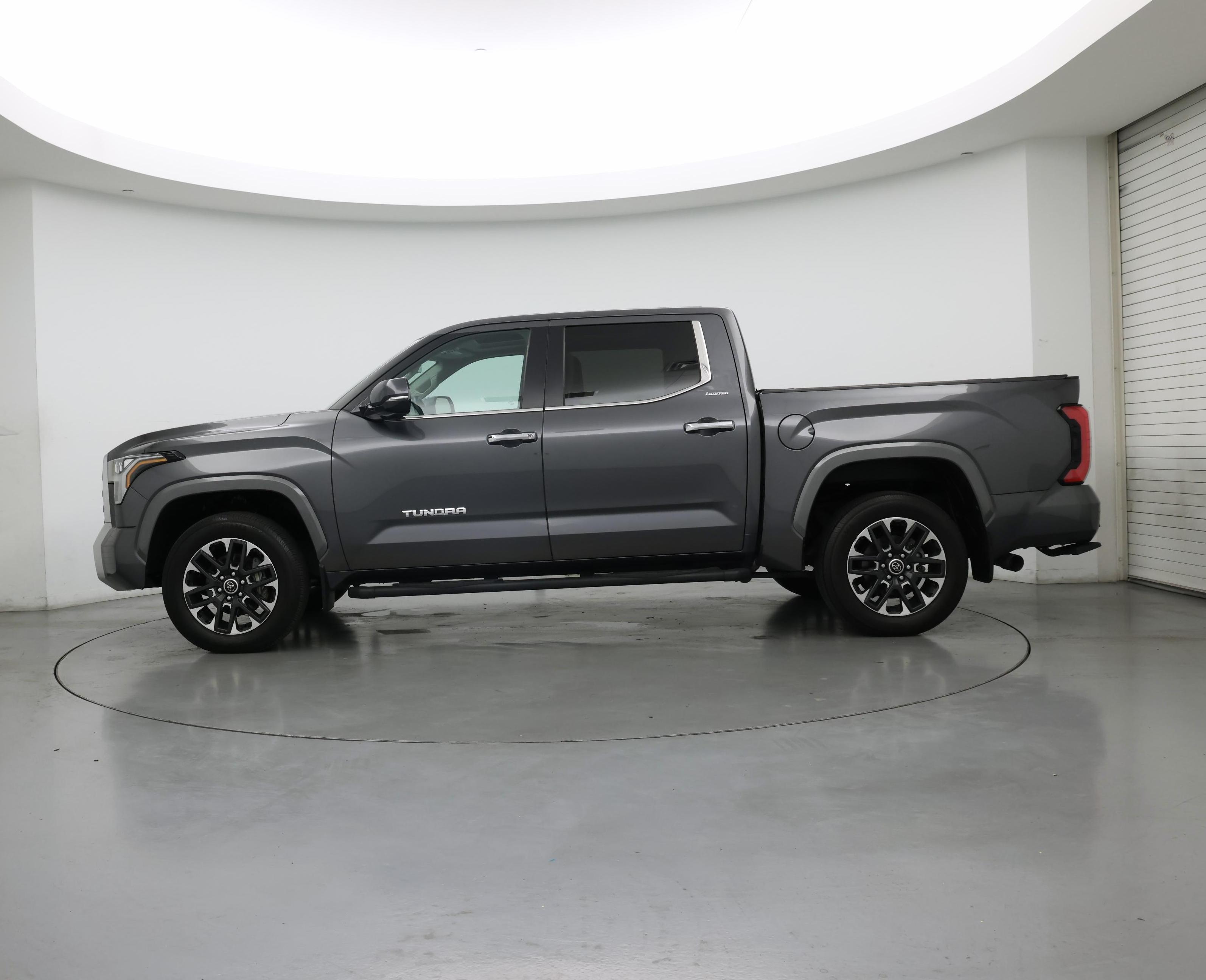 Thumbnail: 2024 Toyota Tundra - 3