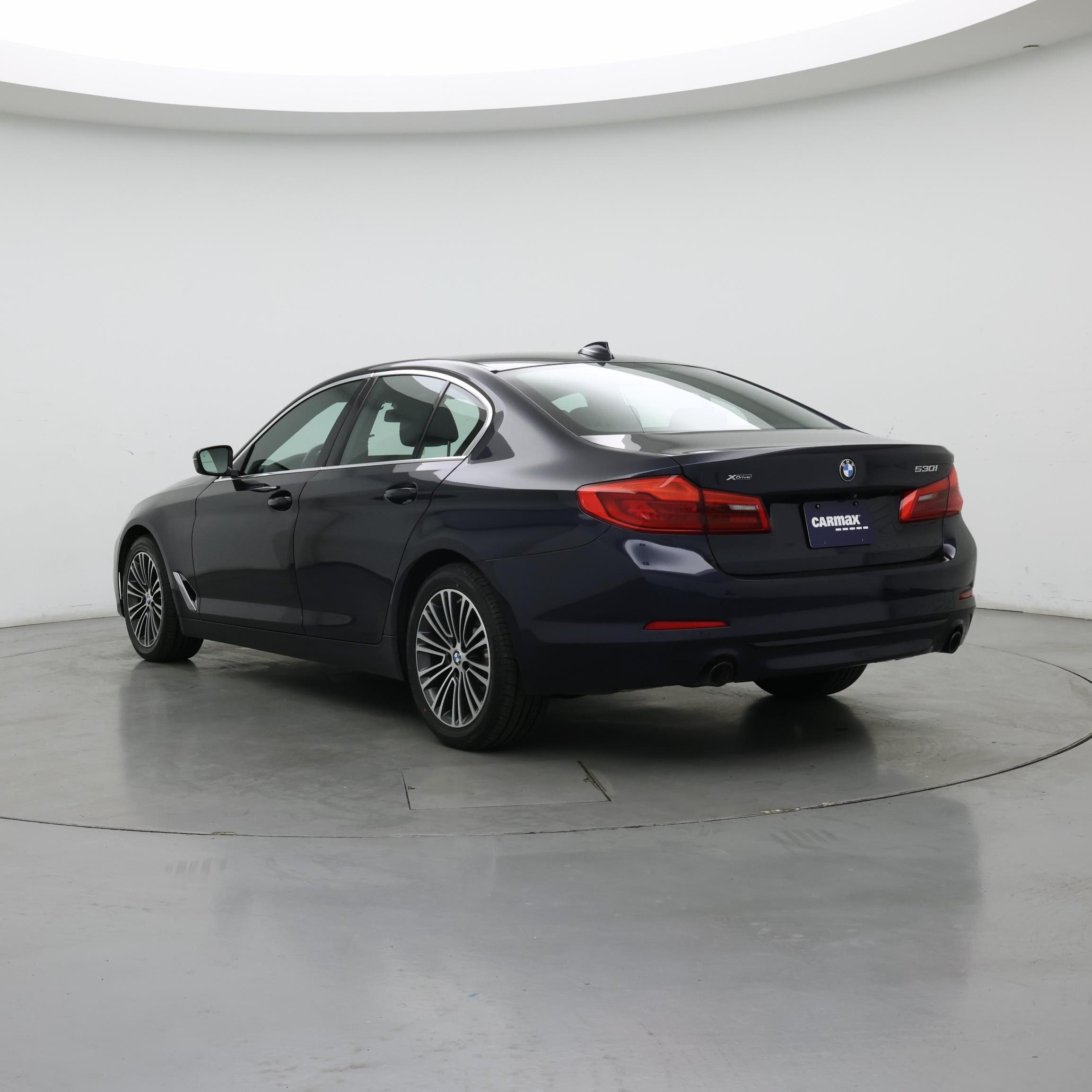 Thumbnail: 2019 BMW 5 Series - 2