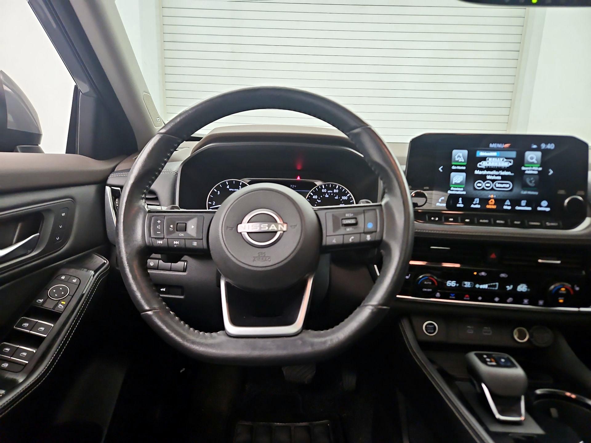 Thumbnail: 2022 Nissan Rogue - 10