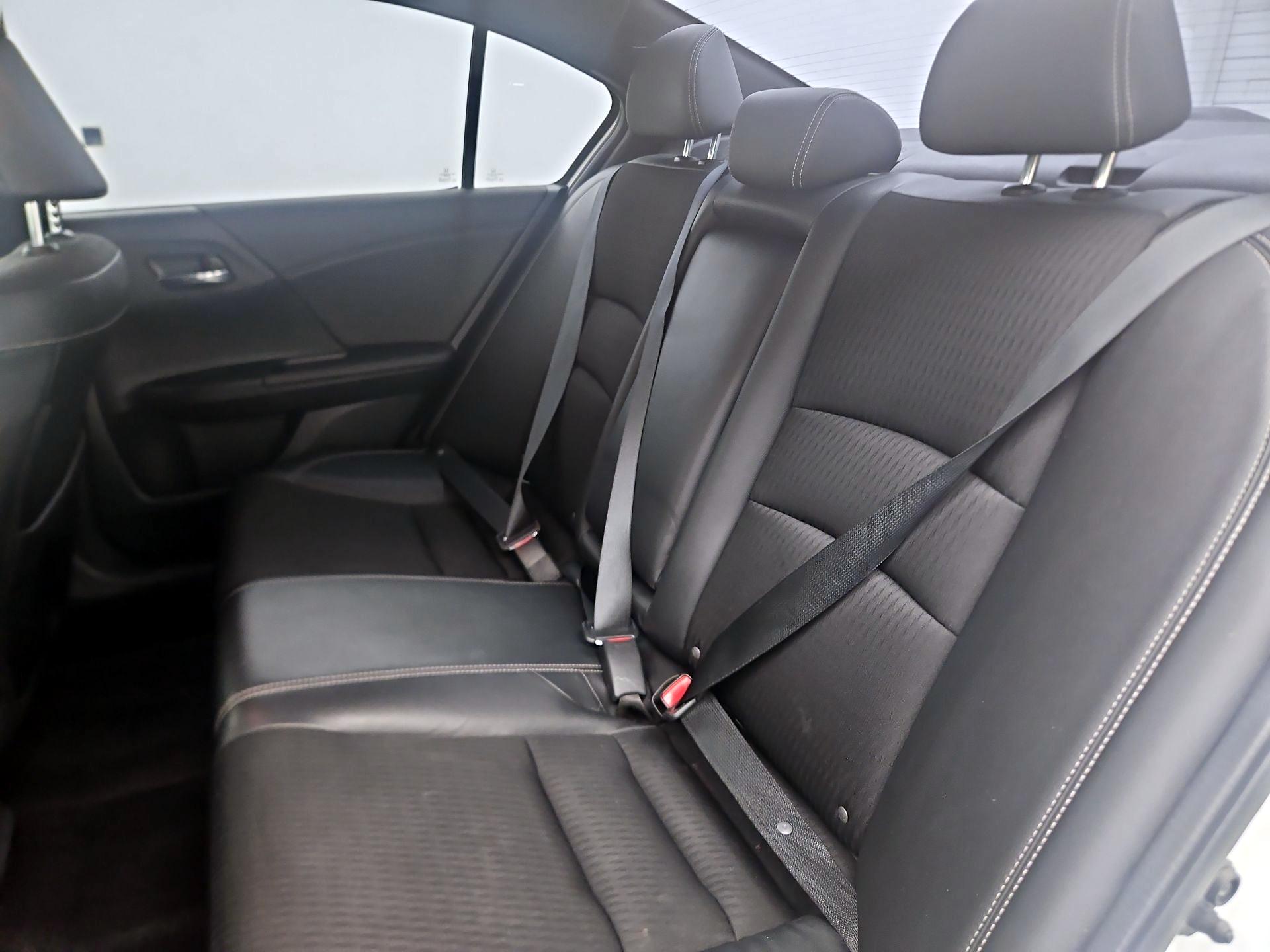 Thumbnail: 2017 Honda Accord - 18