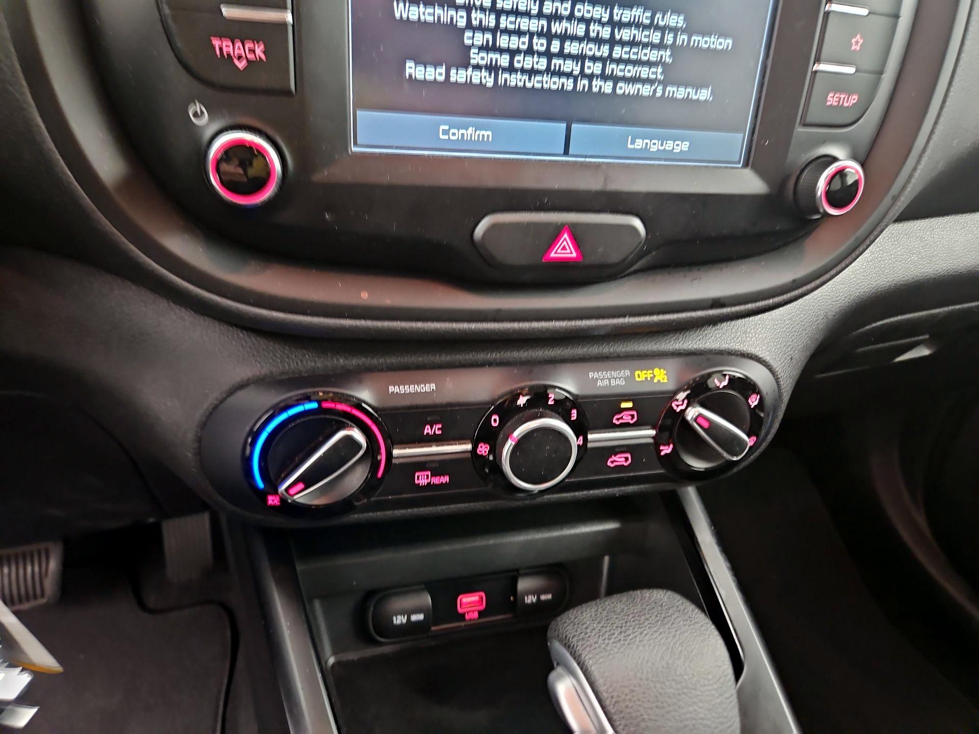 Thumbnail: 2021 Kia Soul - 16