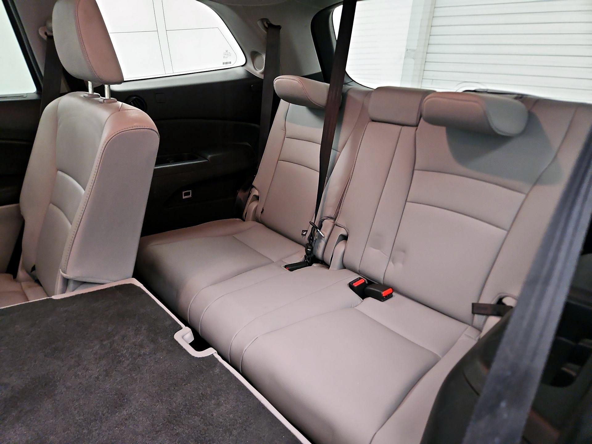 Thumbnail: 2017 Honda Pilot - 18