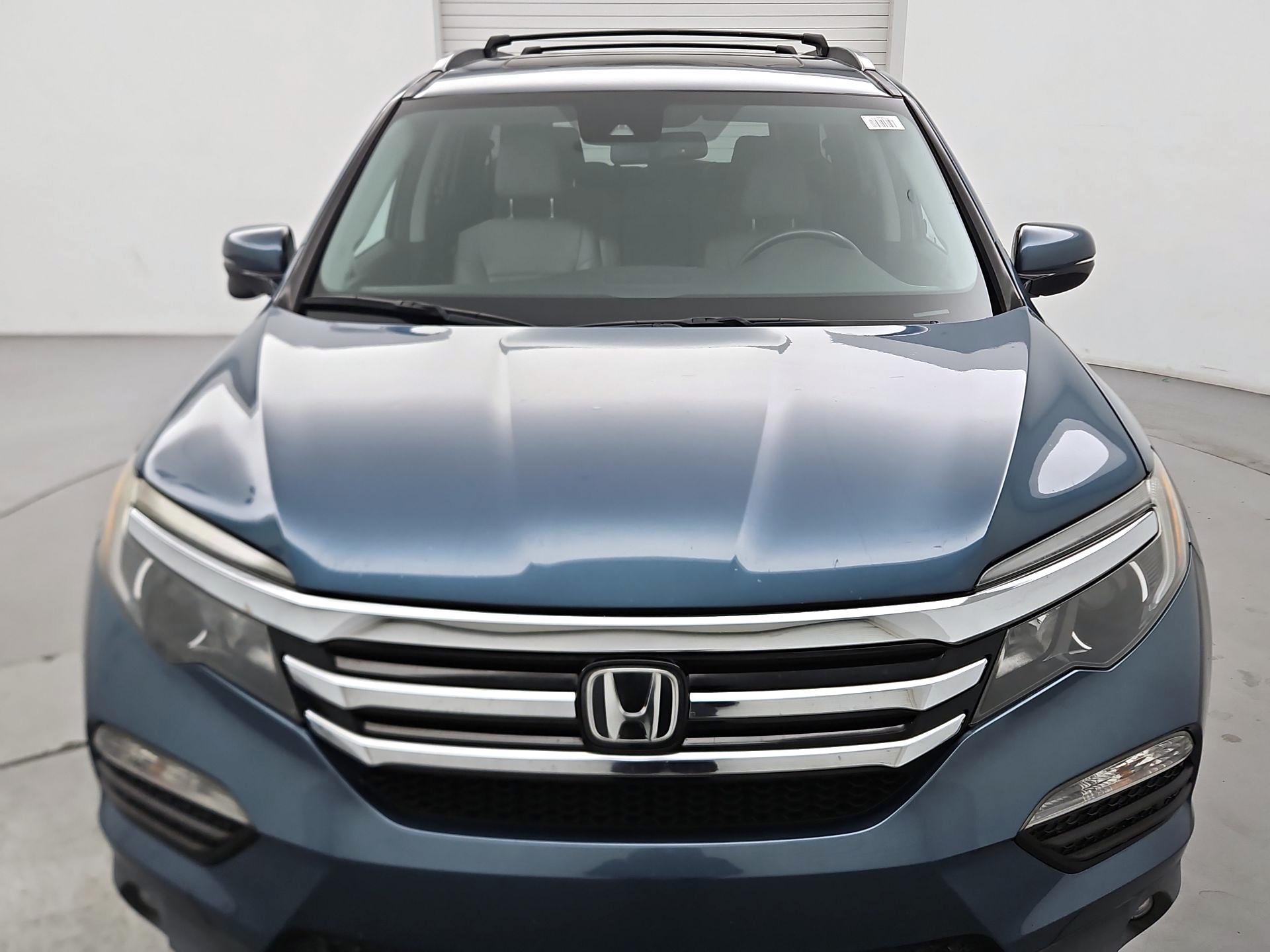 Thumbnail: 2017 Honda Pilot - 2