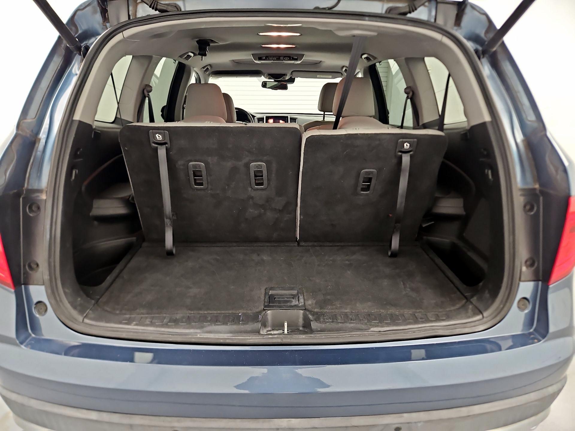 Thumbnail: 2017 Honda Pilot - 19