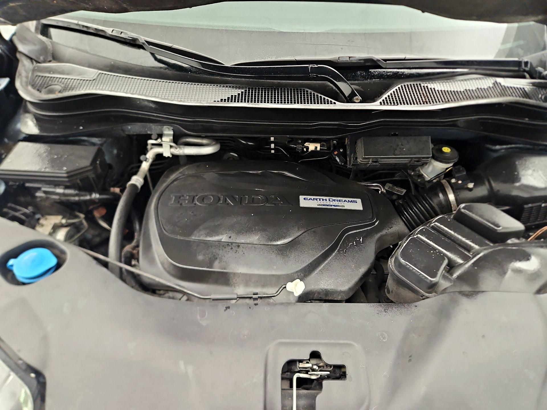 Thumbnail: 2017 Honda Pilot - 20