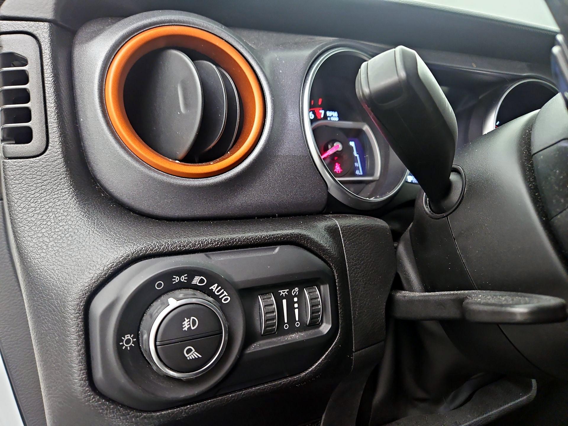 Thumbnail: 2022 Jeep Gladiator - 13