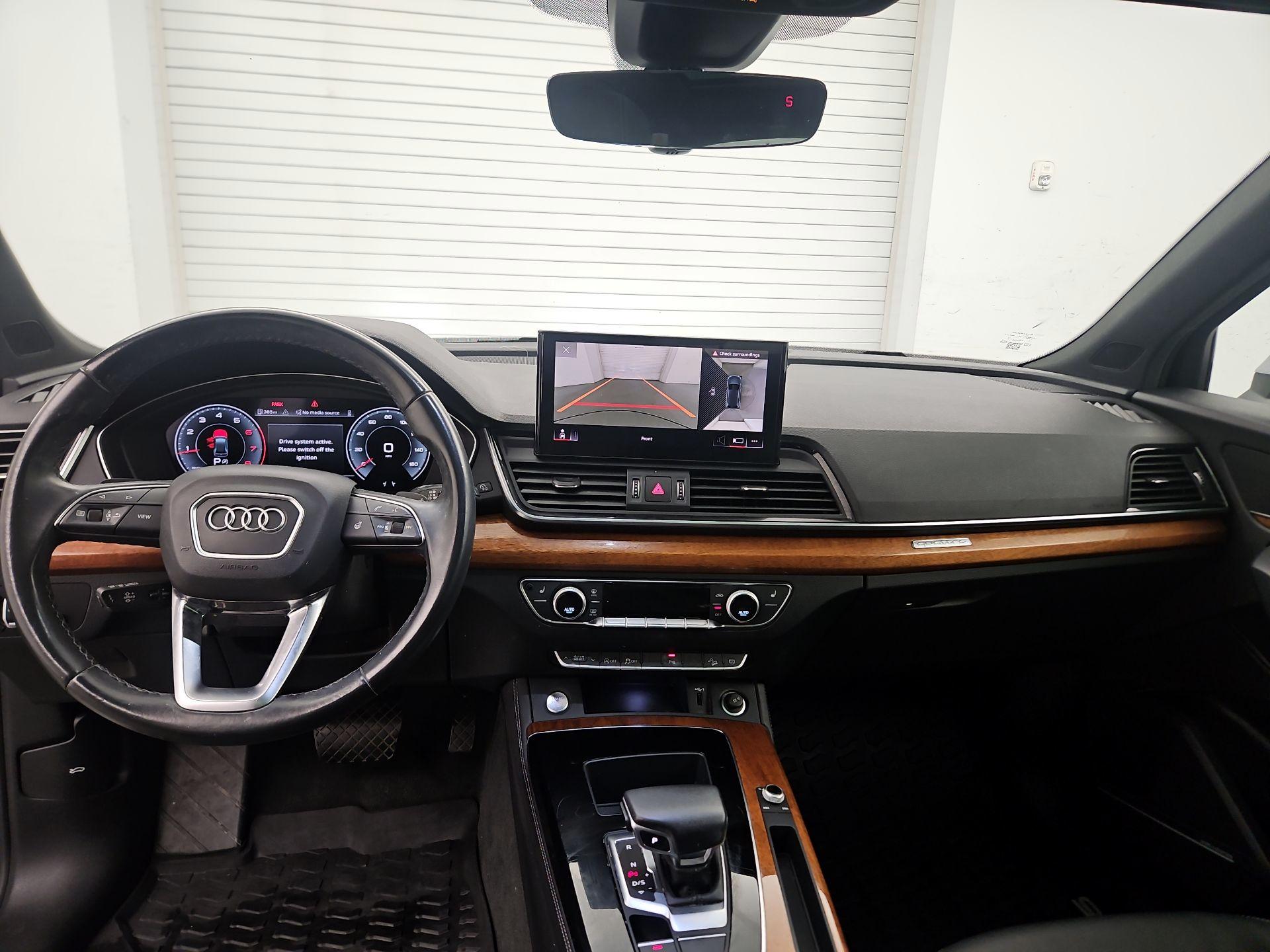 Thumbnail: 2022 Audi Q5 - 9