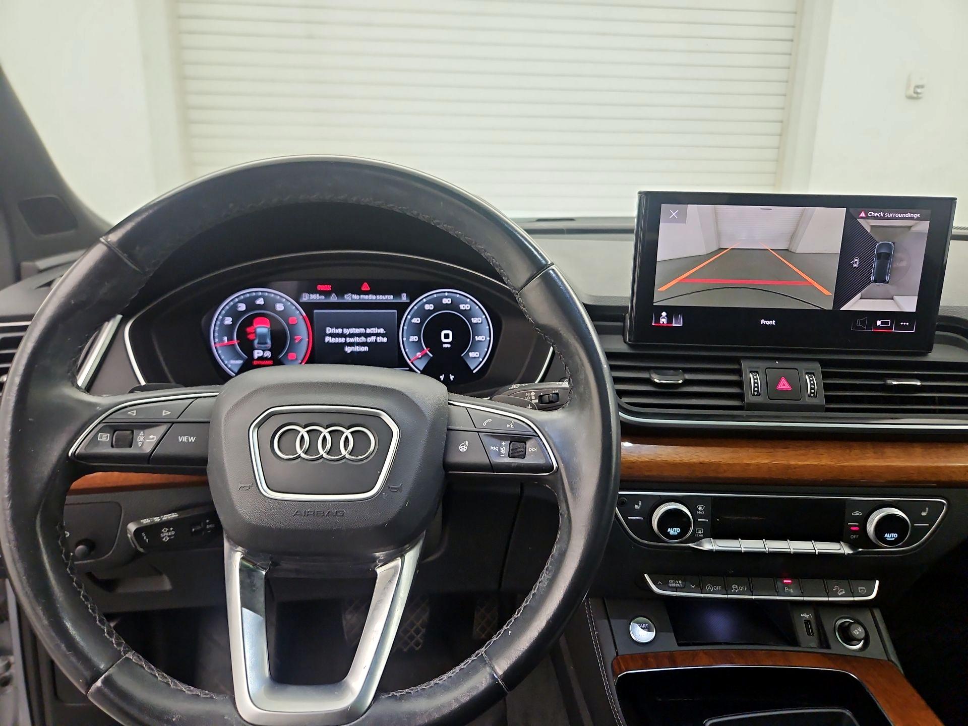 Thumbnail: 2022 Audi Q5 - 10