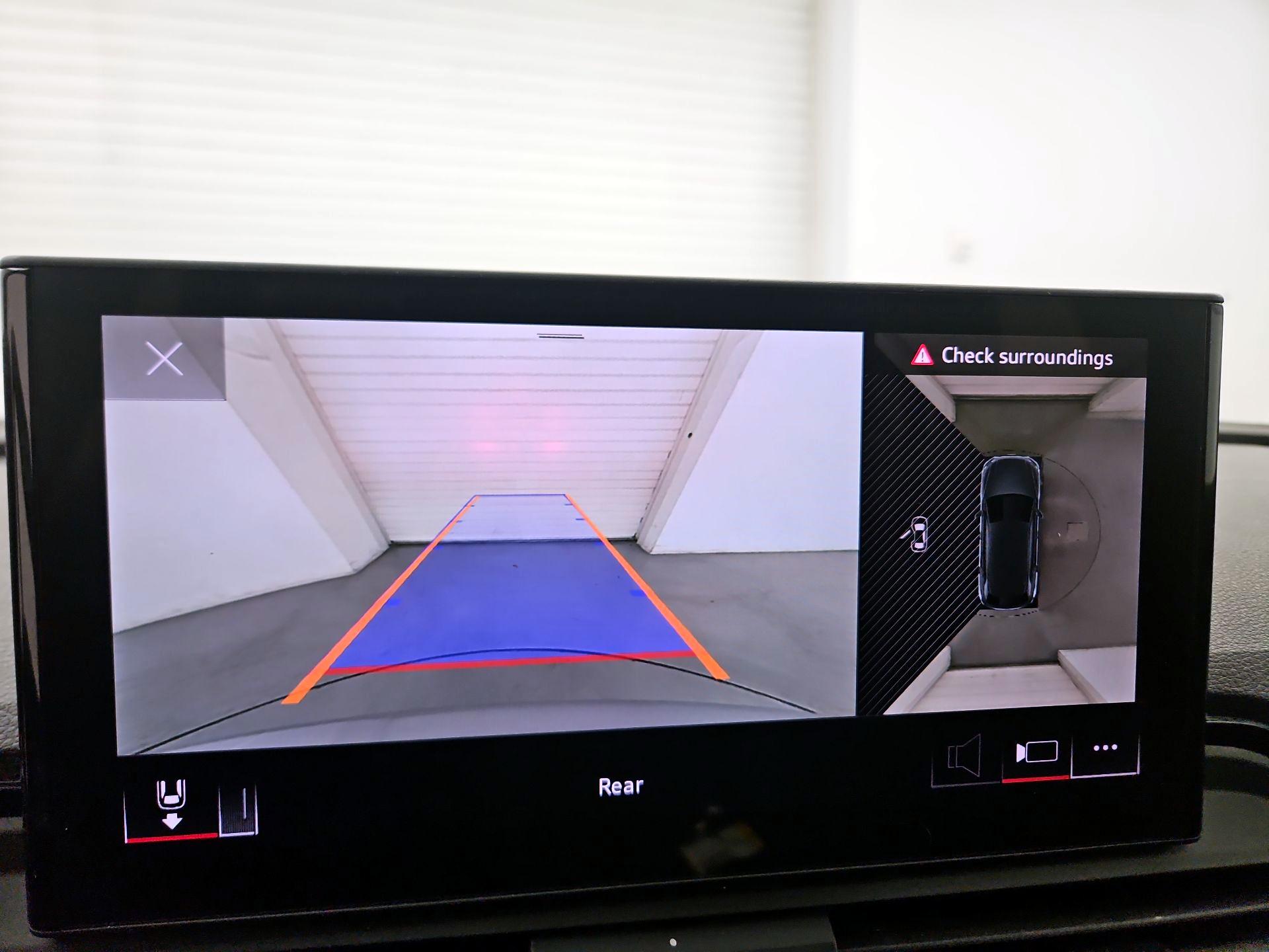 Thumbnail: 2022 Audi Q5 - 14