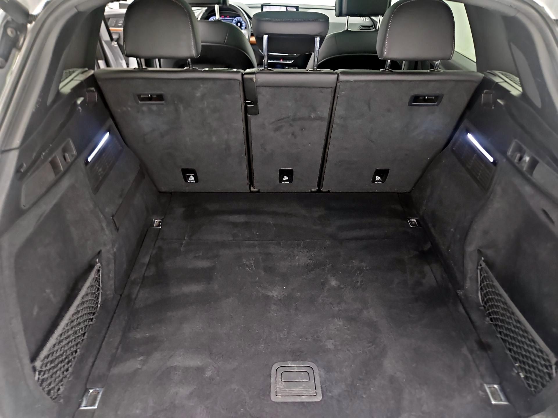 Thumbnail: 2022 Audi Q5 - 20