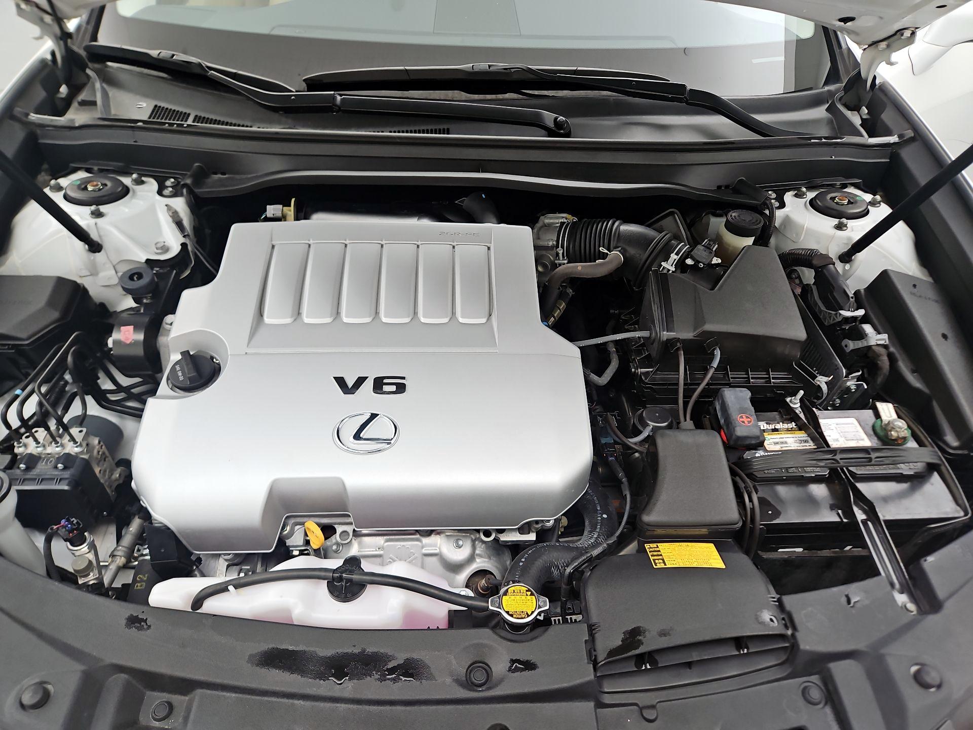 Thumbnail: 2015 Lexus ES - 18