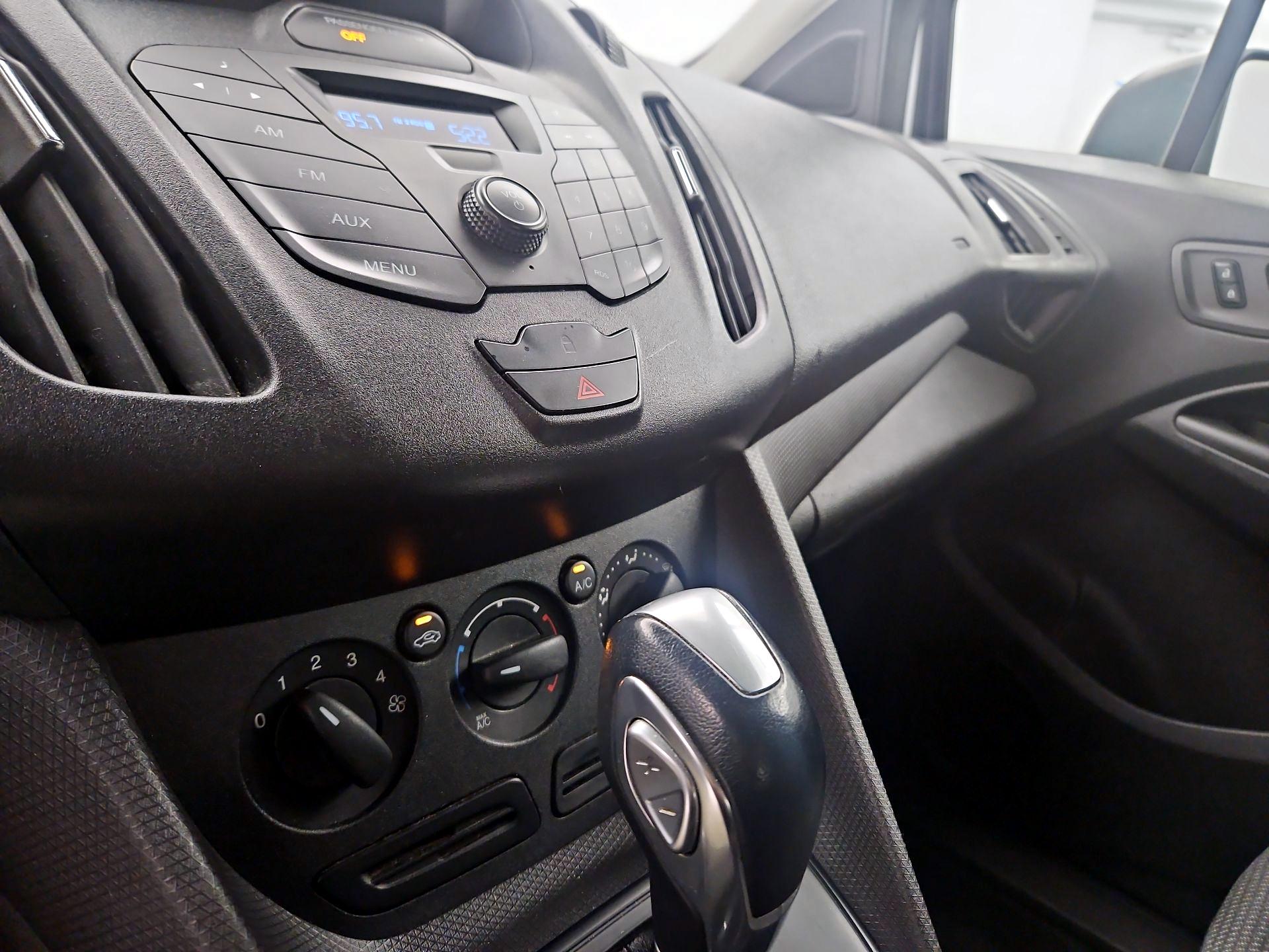 Thumbnail: 2015 Ford Transit Series - 14