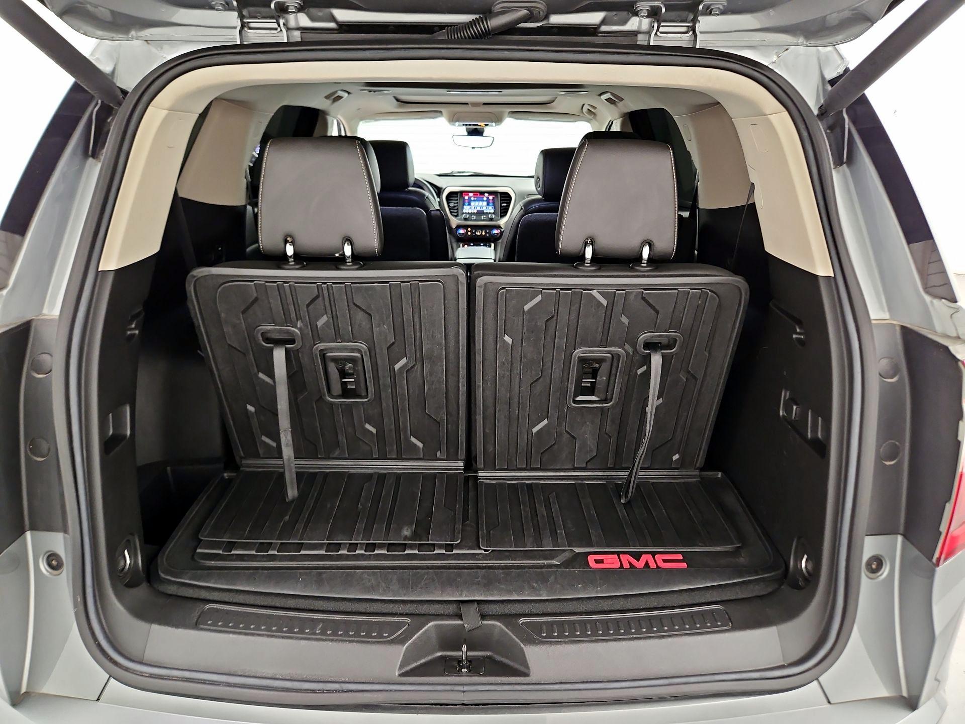 Thumbnail: 2023 GMC Acadia - 17