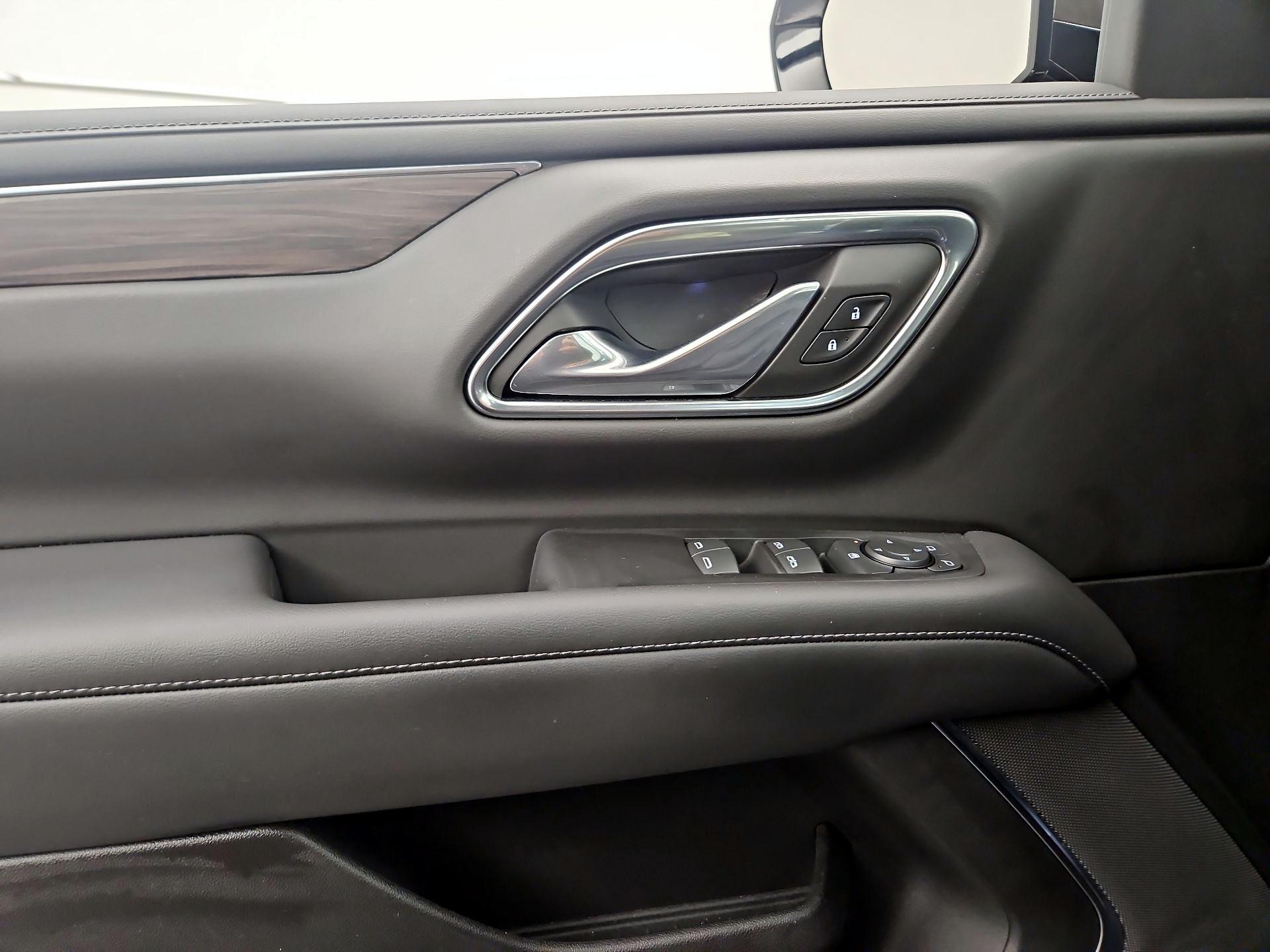 Thumbnail: 2021 Chevrolet Suburban - 12