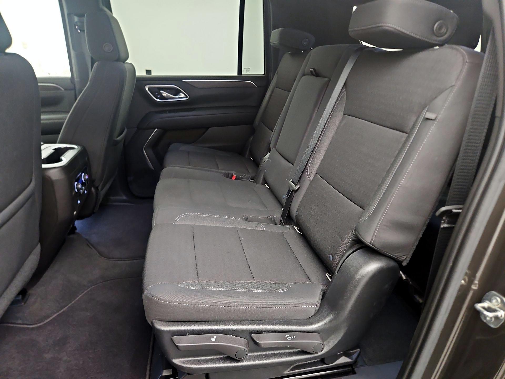 Thumbnail: 2021 Chevrolet Suburban - 18