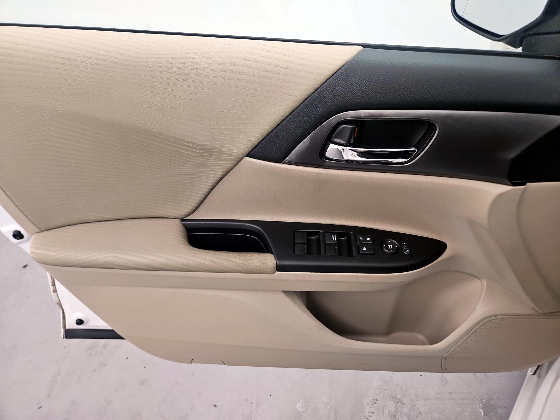 Thumbnail: 2014 Honda Accord - 12