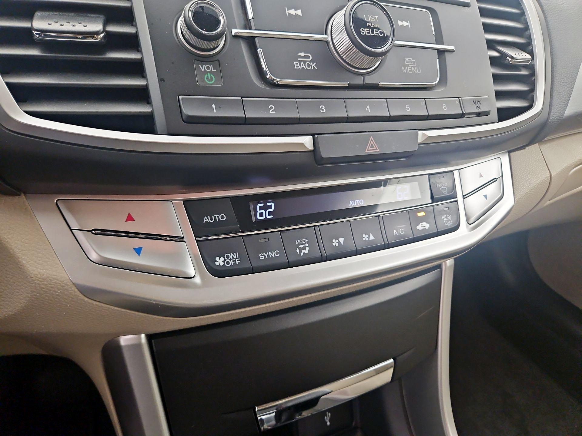 Thumbnail: 2014 Honda Accord - 15