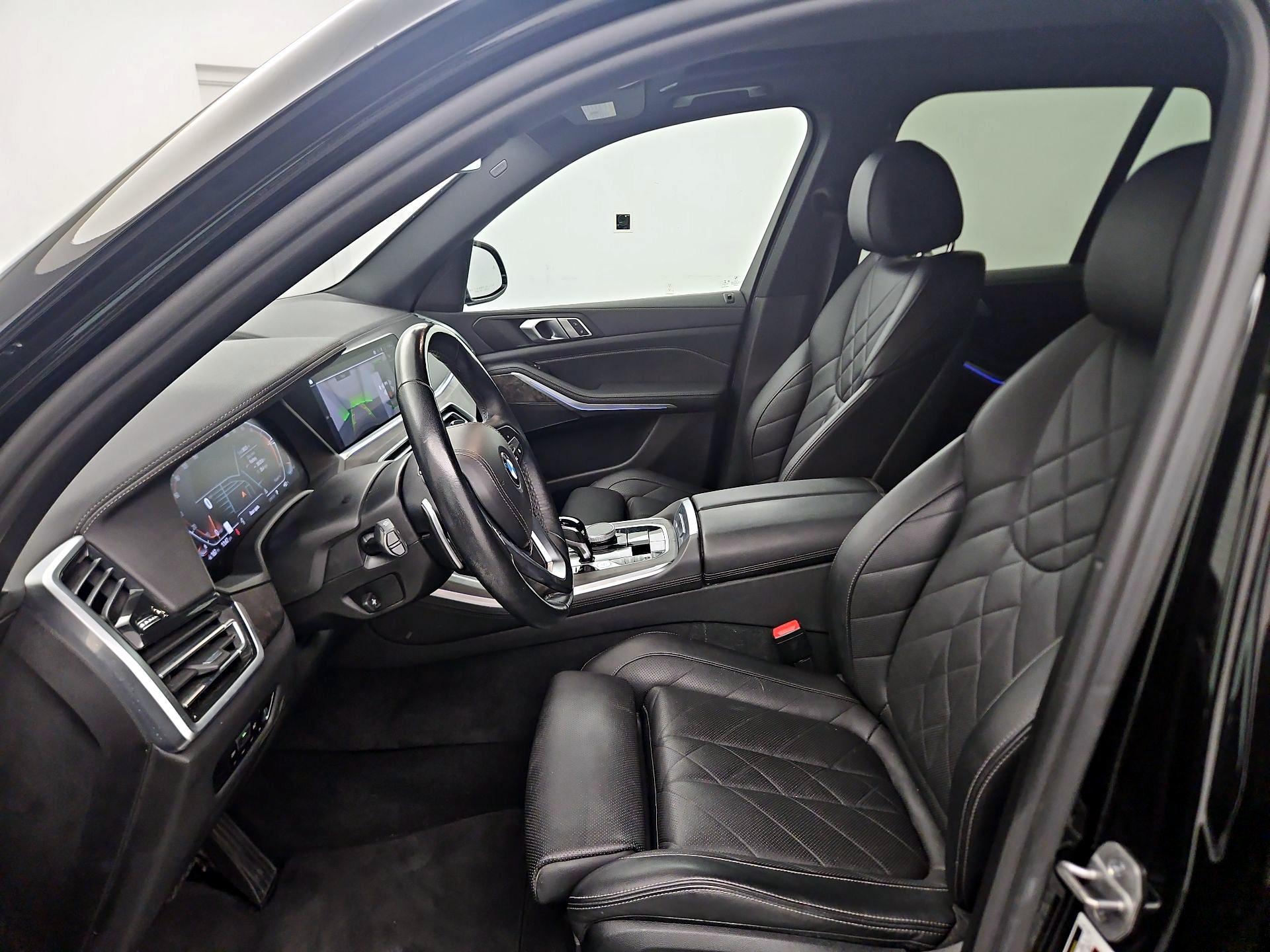 Thumbnail: 2023 BMW X5 - 11