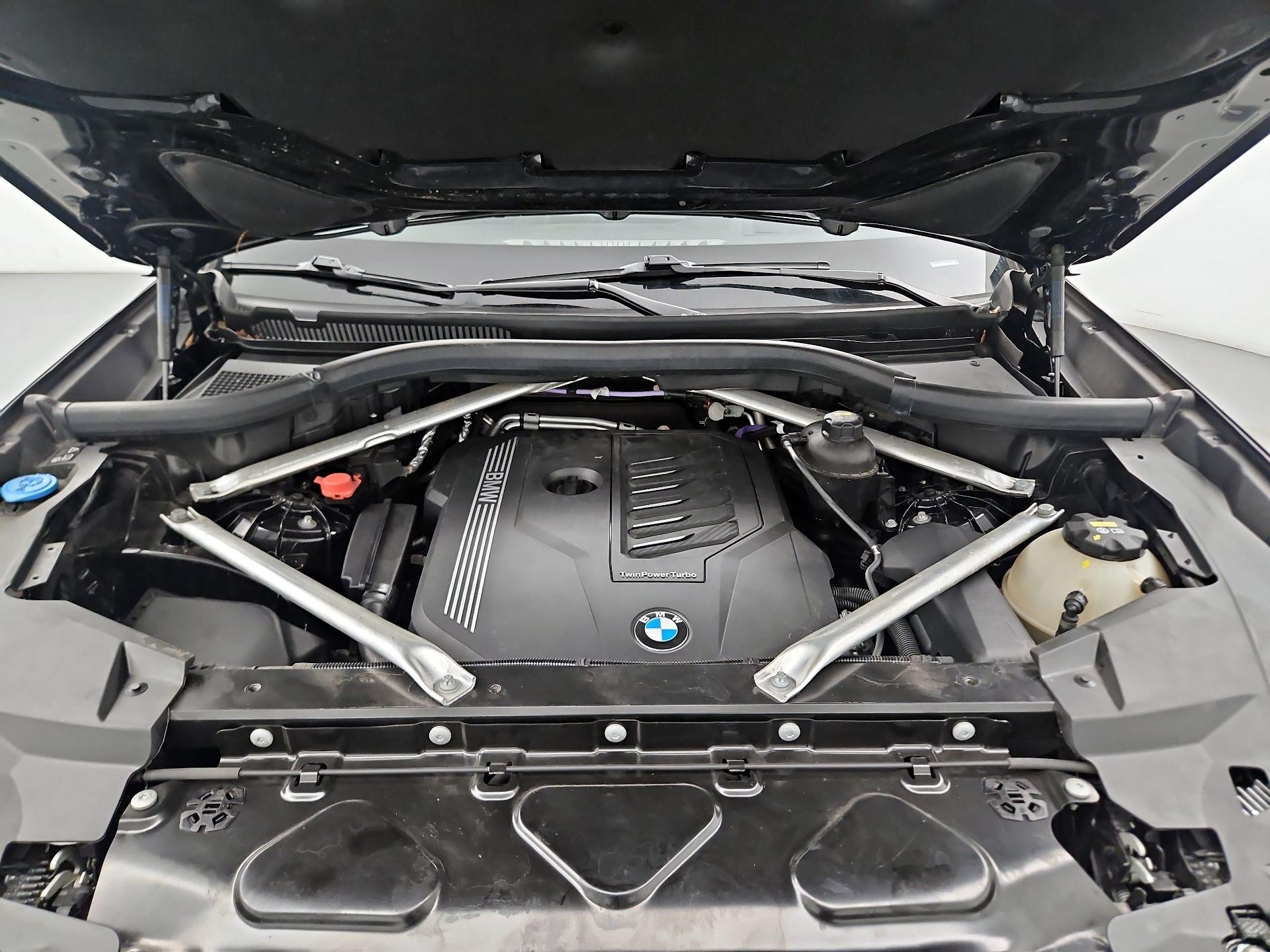 Thumbnail: 2023 BMW X5 - 18