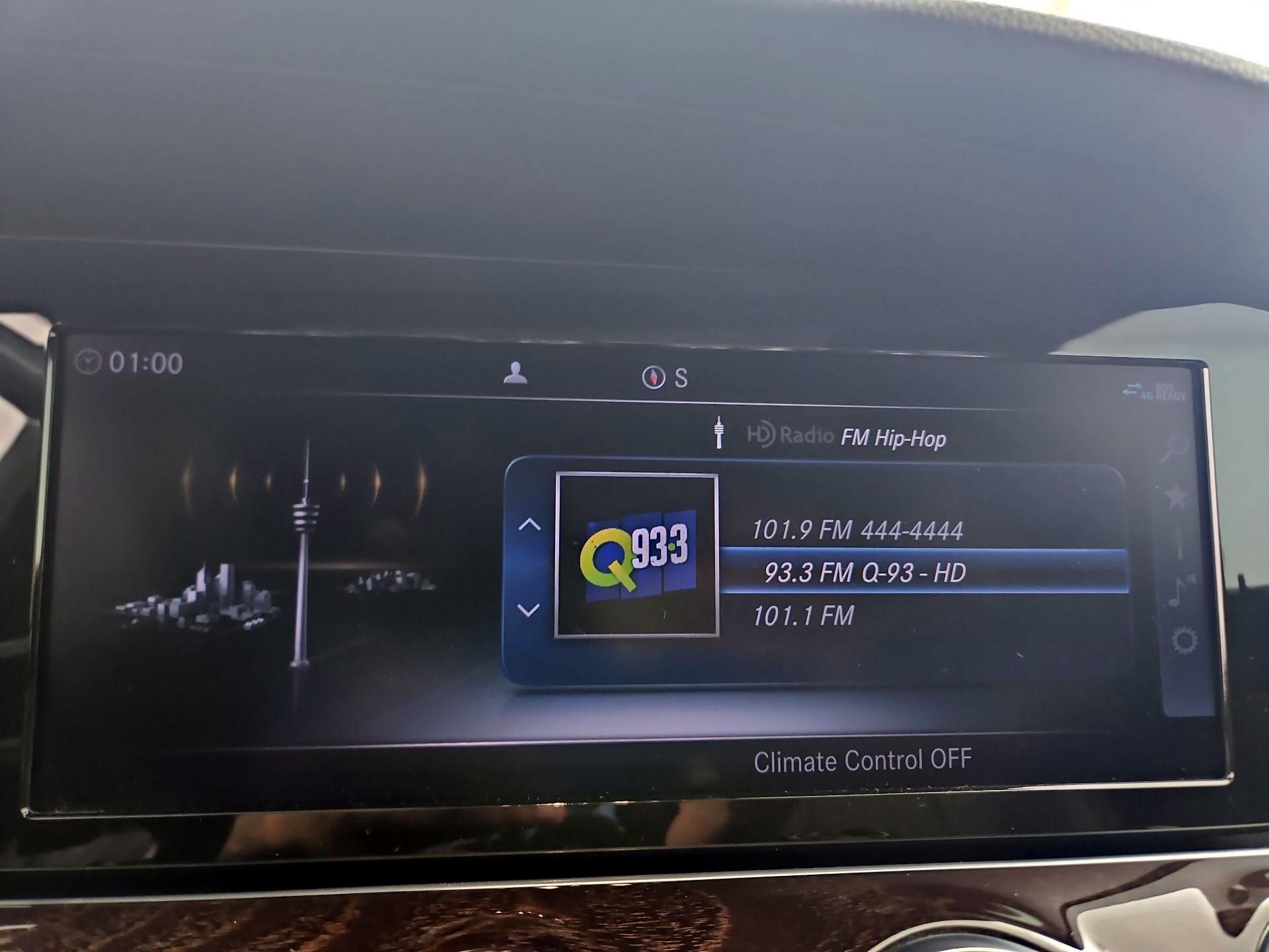 Thumbnail: 2019 Mercedes-Benz E-Class - 15